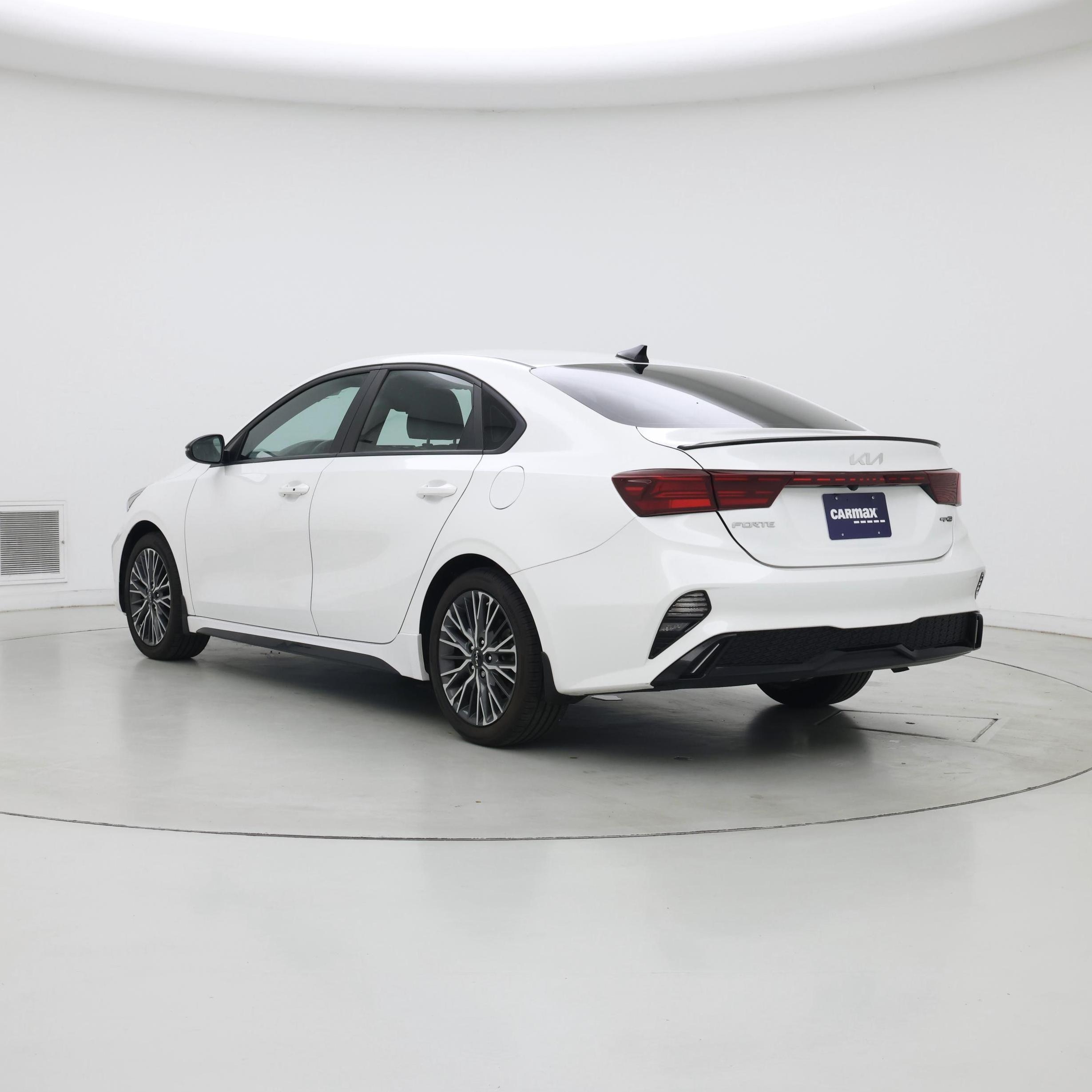 Thumbnail: 2023 Kia Forte - 2