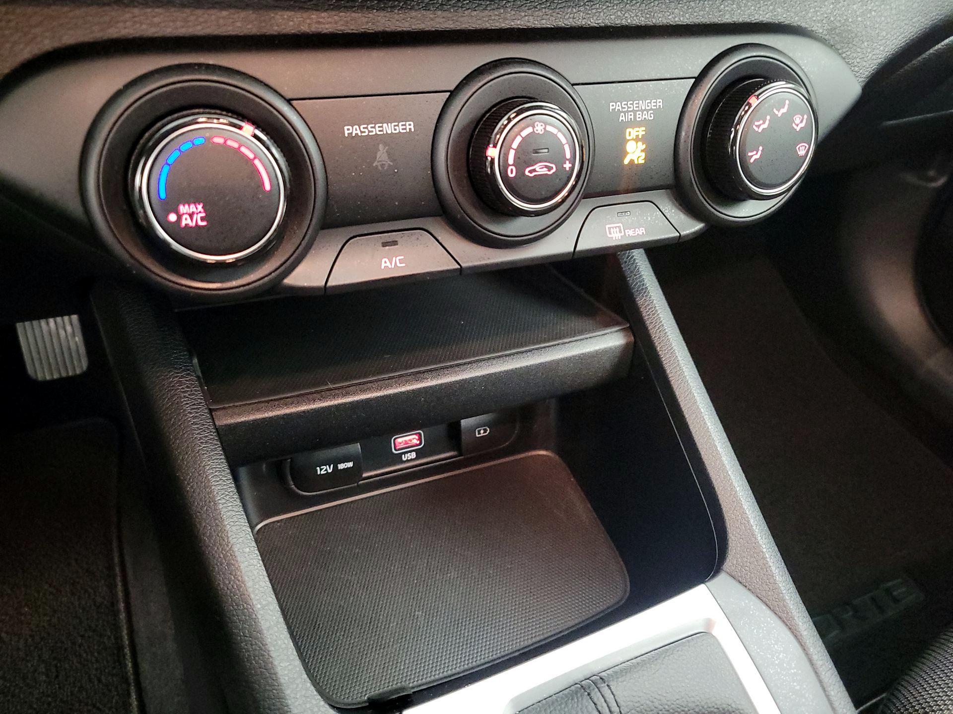 Thumbnail: 2024 Kia Forte - 16