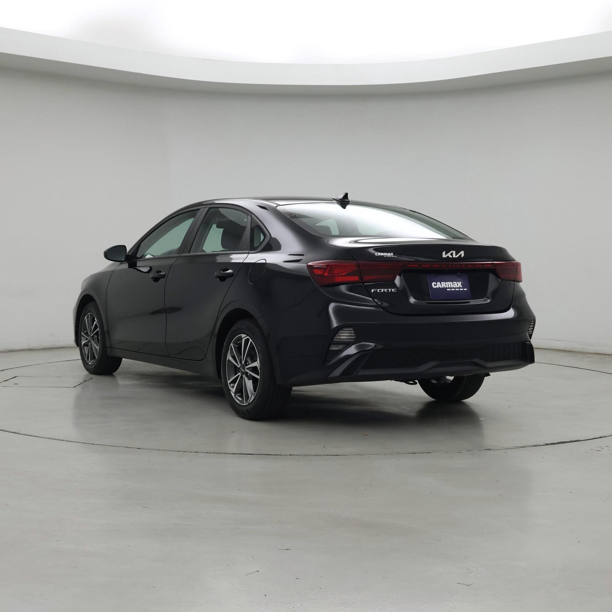 Thumbnail: 2024 Kia Forte - 2