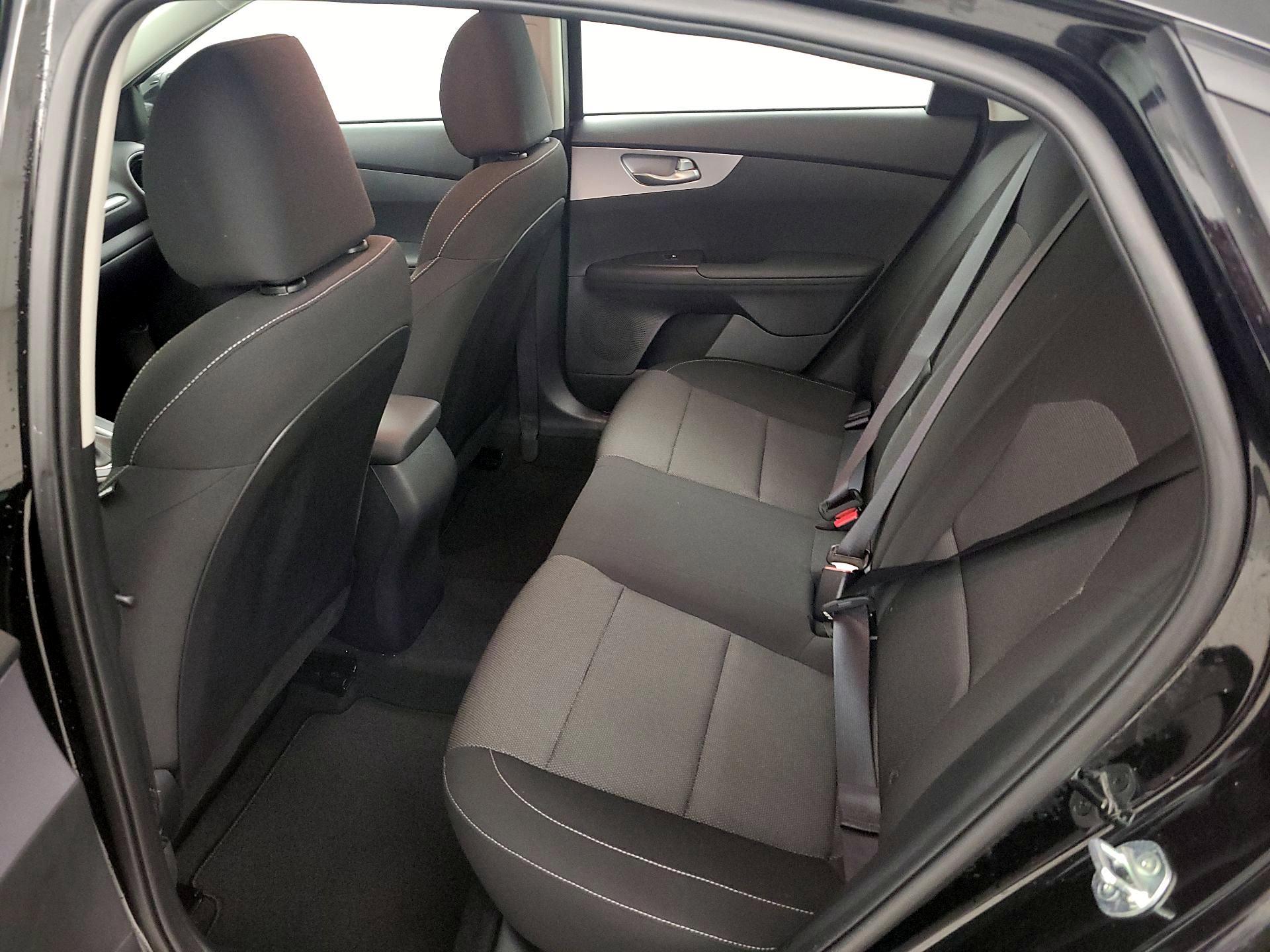 Thumbnail: 2024 Kia Forte - 19