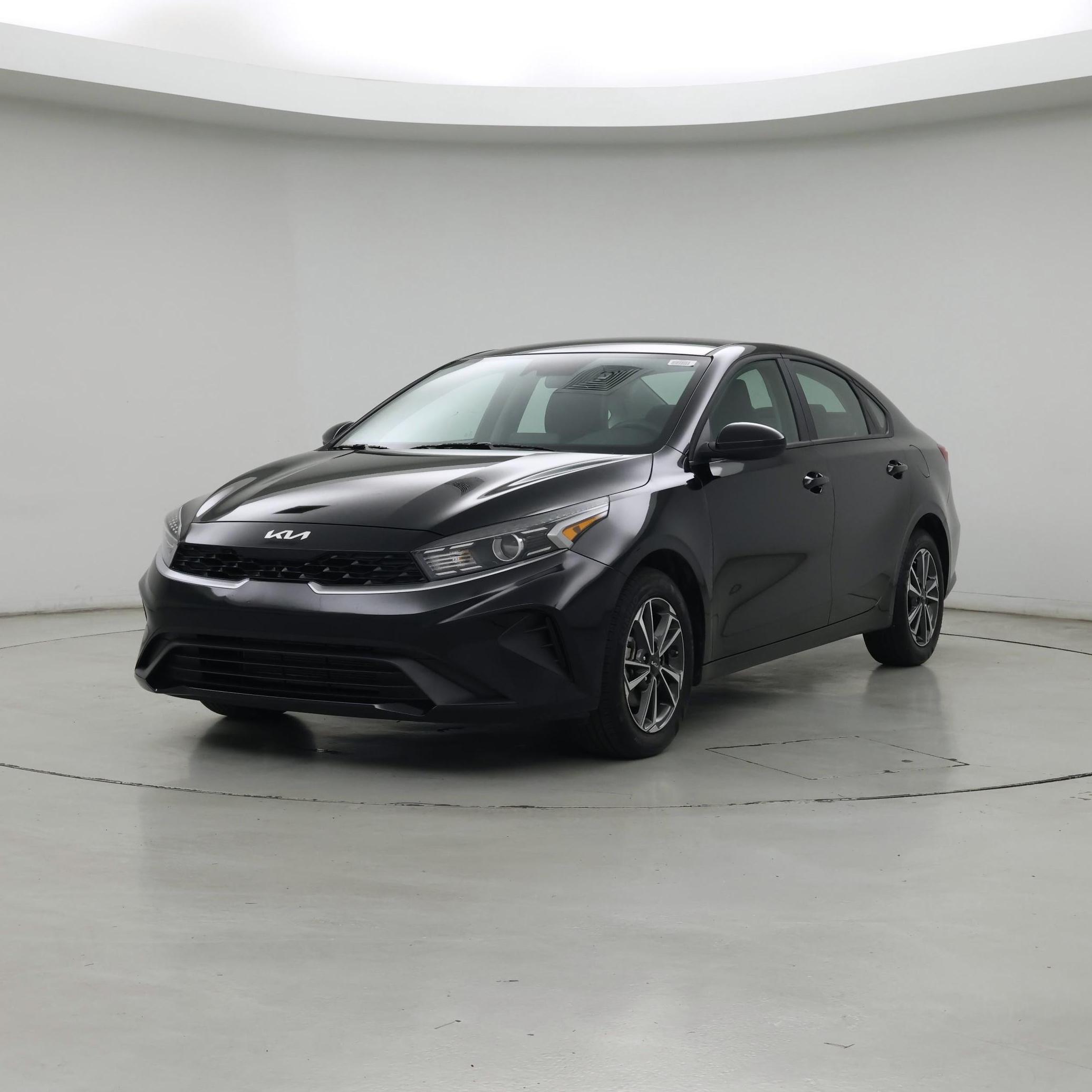 Thumbnail: 2024 Kia Forte - 4