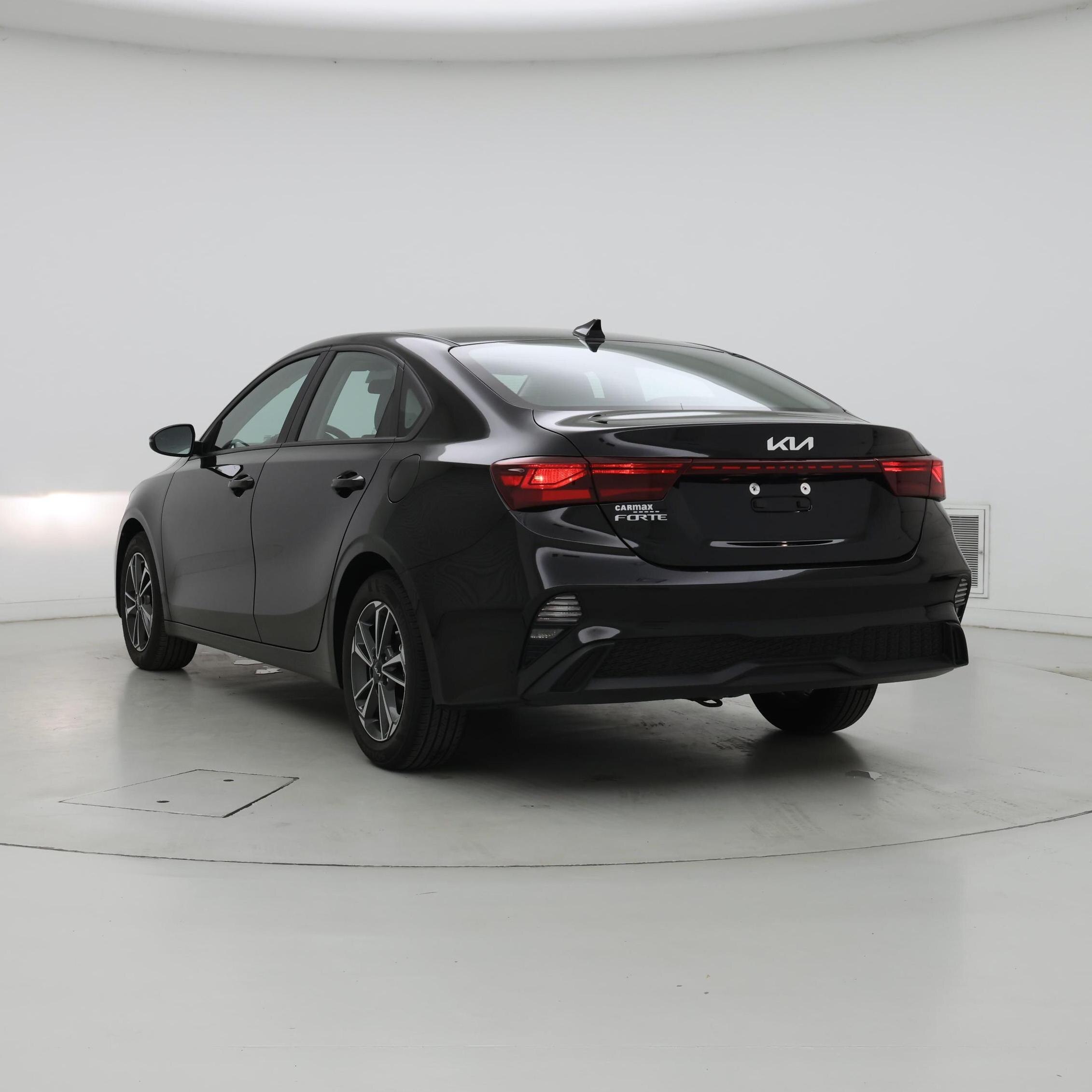 Thumbnail: 2023 Kia Forte - 2