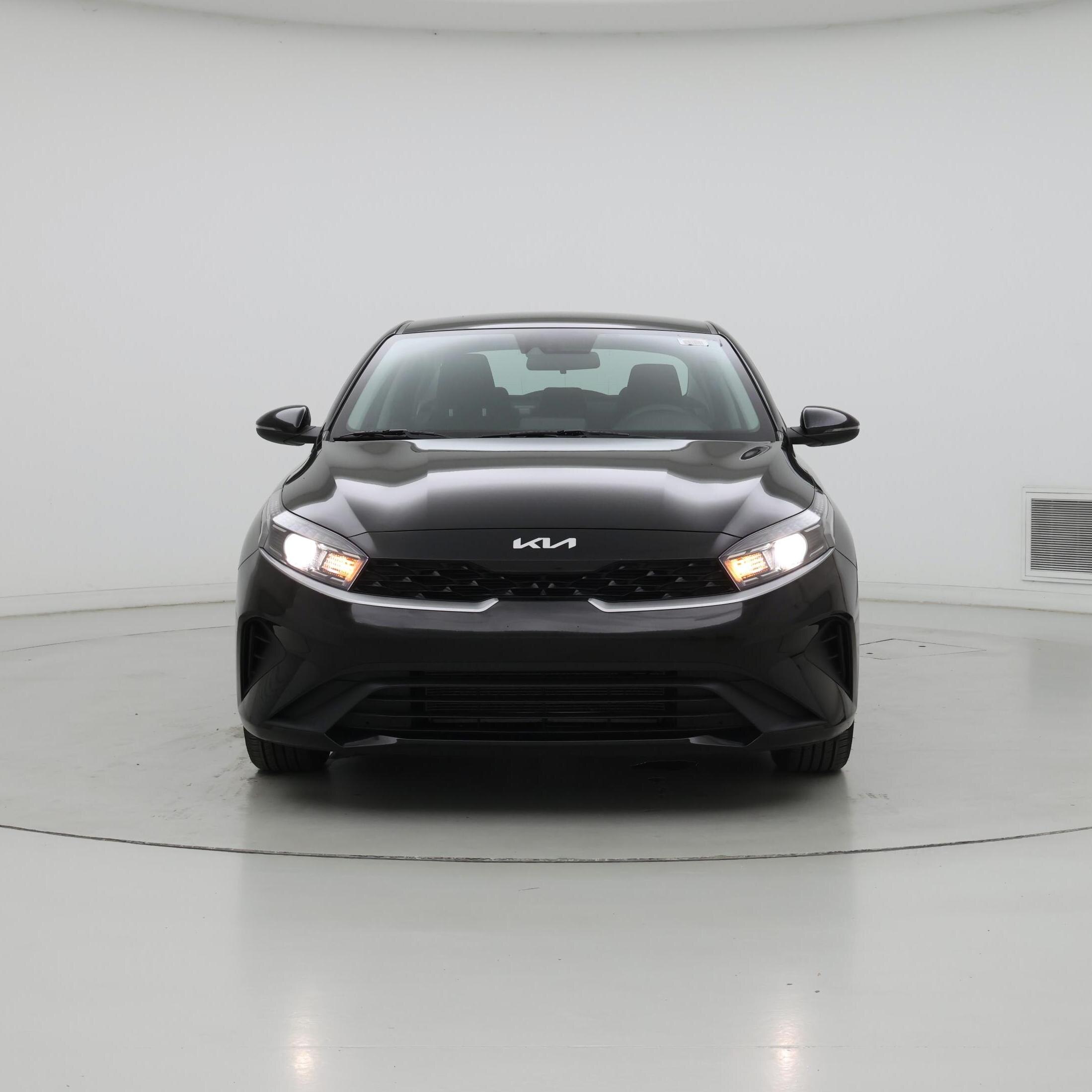 Thumbnail: 2023 Kia Forte - 5