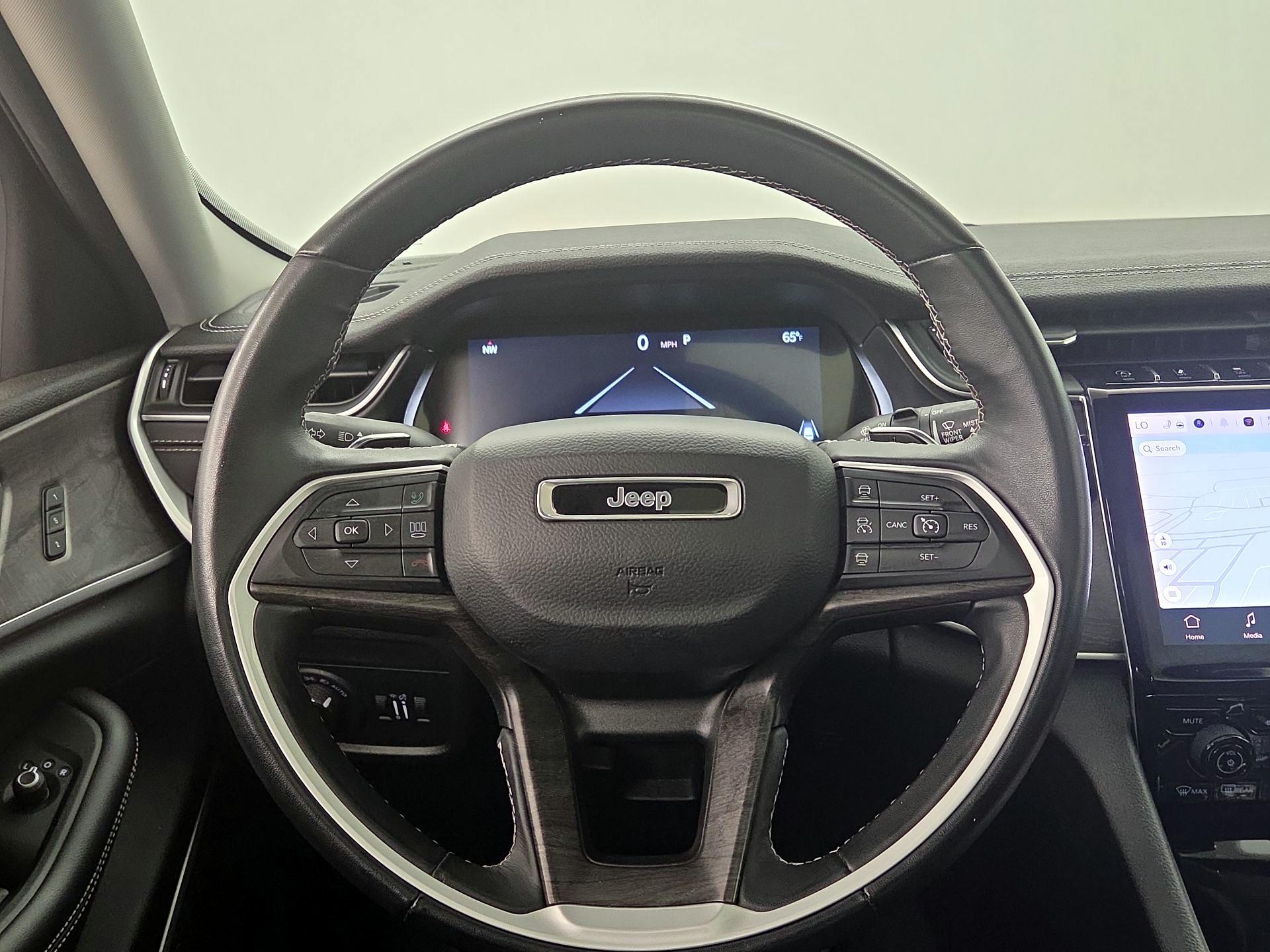 Thumbnail: 2022 Jeep Grand Cherokee L - 10