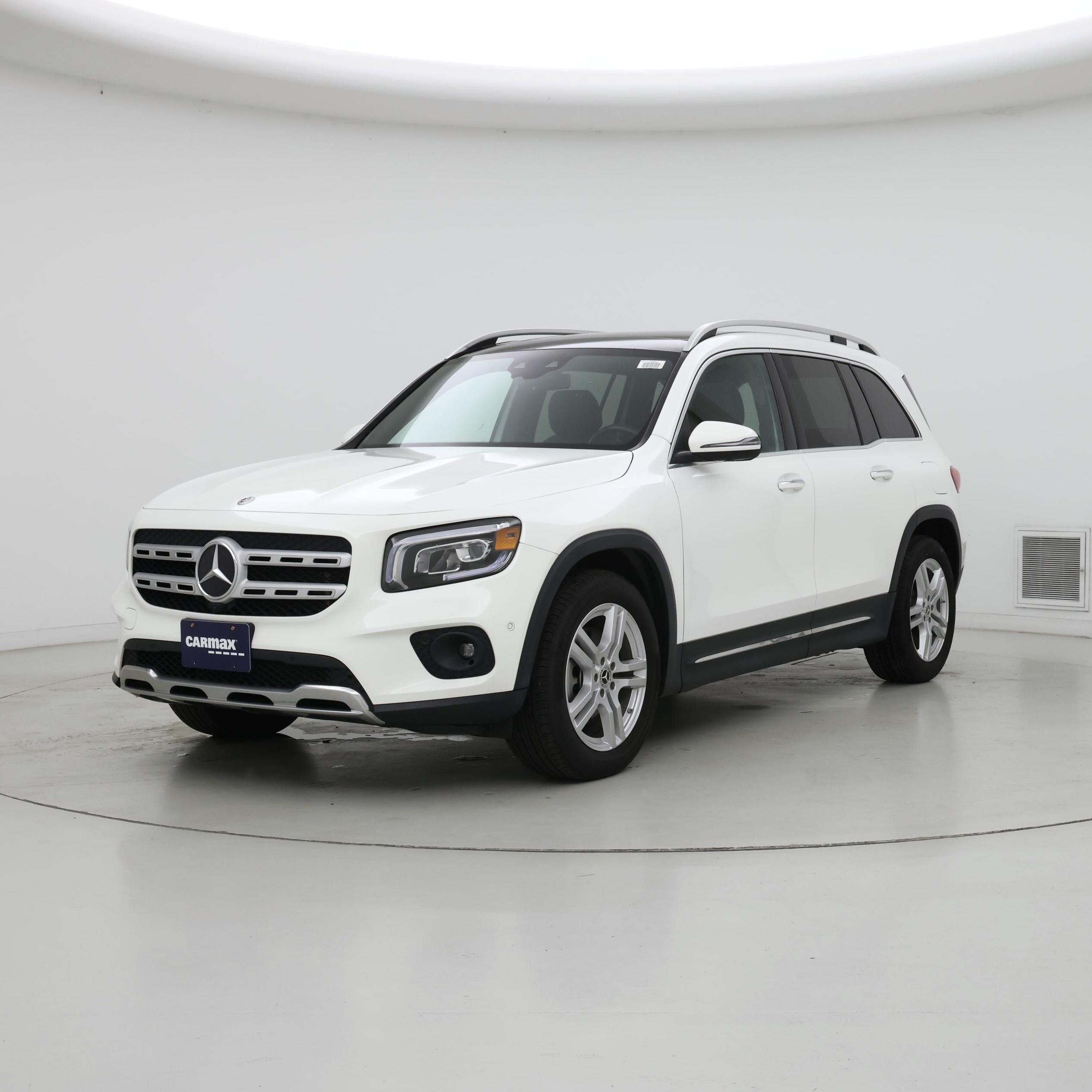 Thumbnail: 2023 Mercedes-Benz GLB - 4