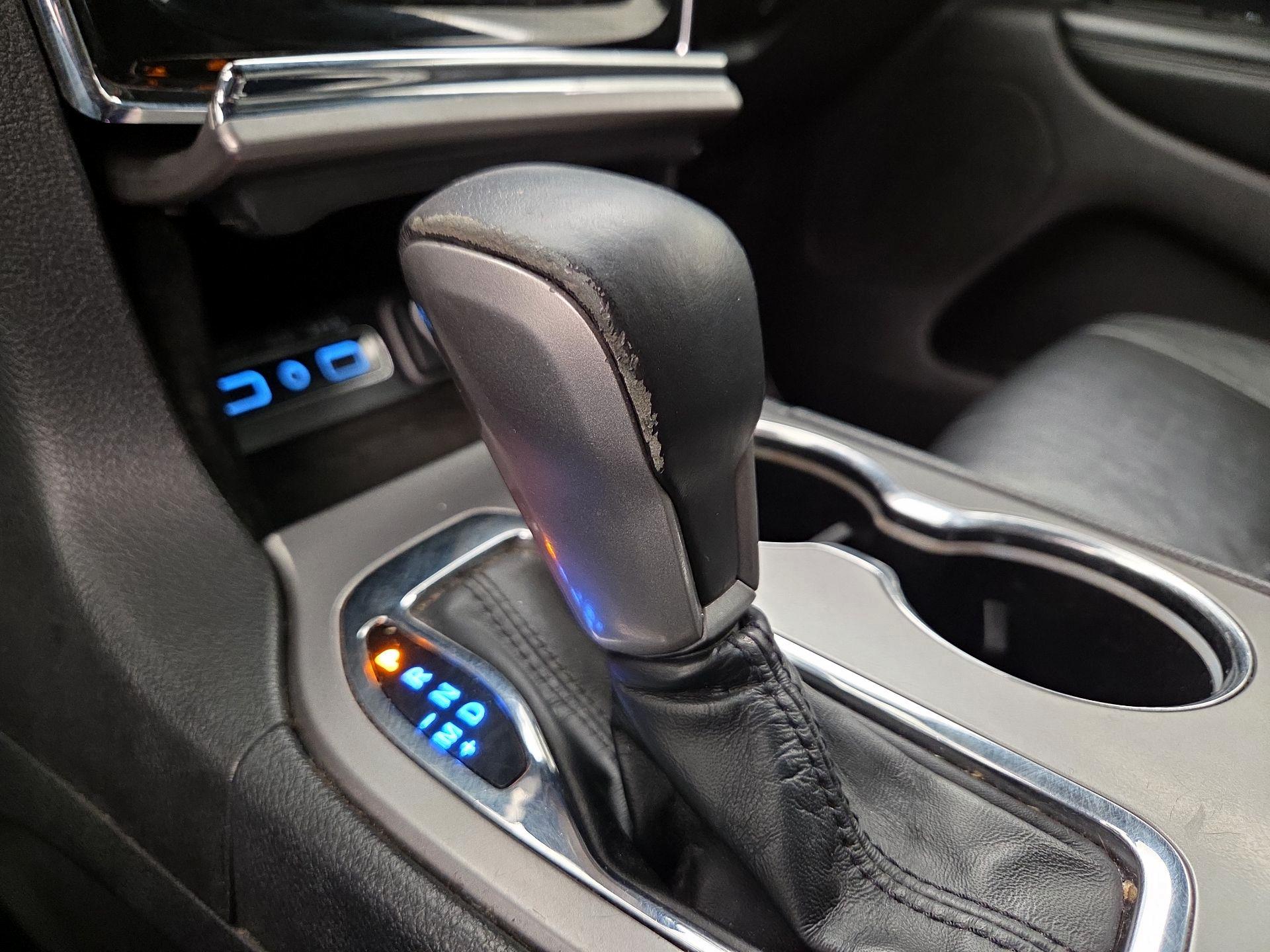 Thumbnail: 2020 Jeep Grand Cherokee - 18