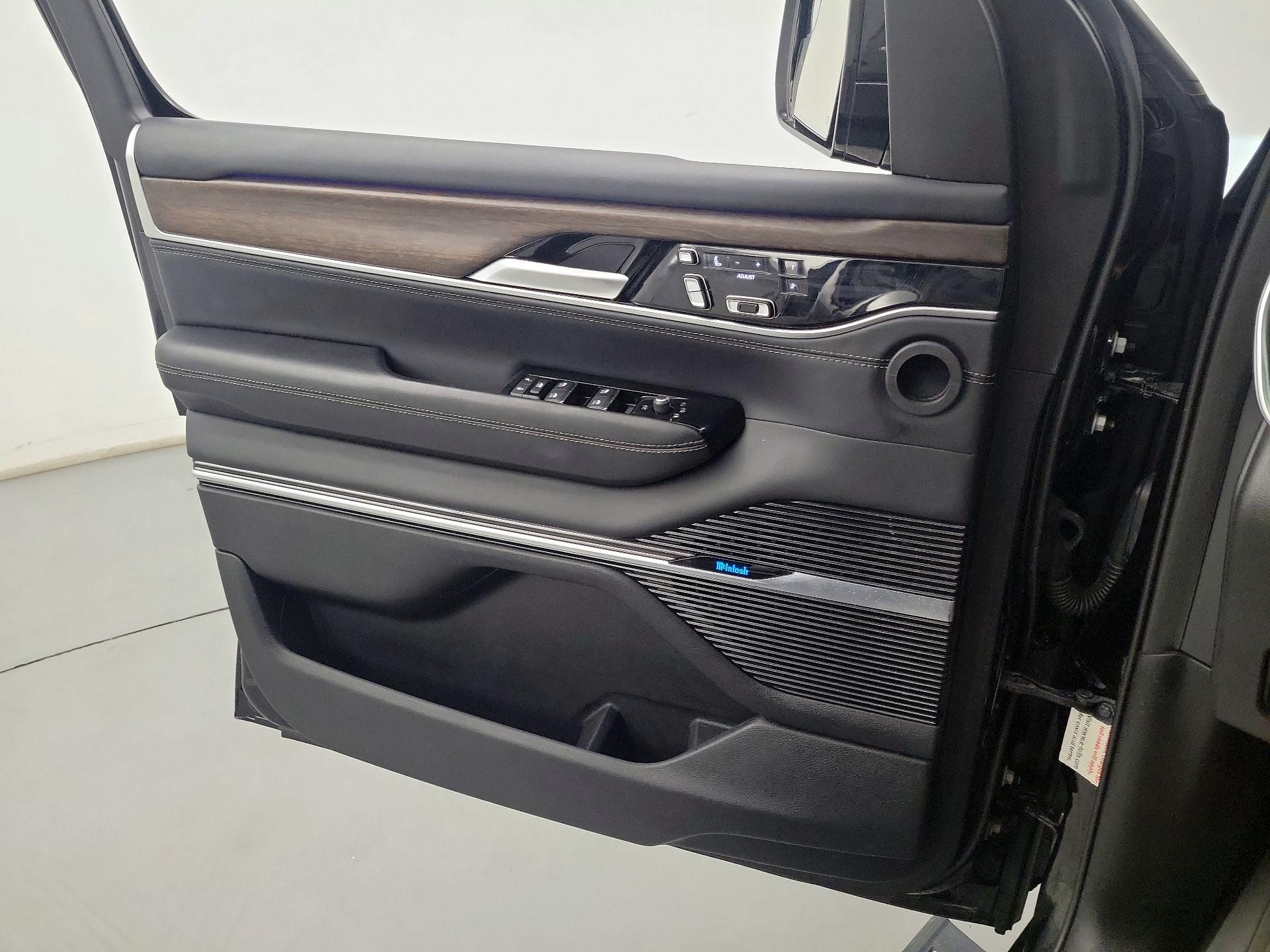 Thumbnail: 2023 Jeep Grand Wagoneer - 12