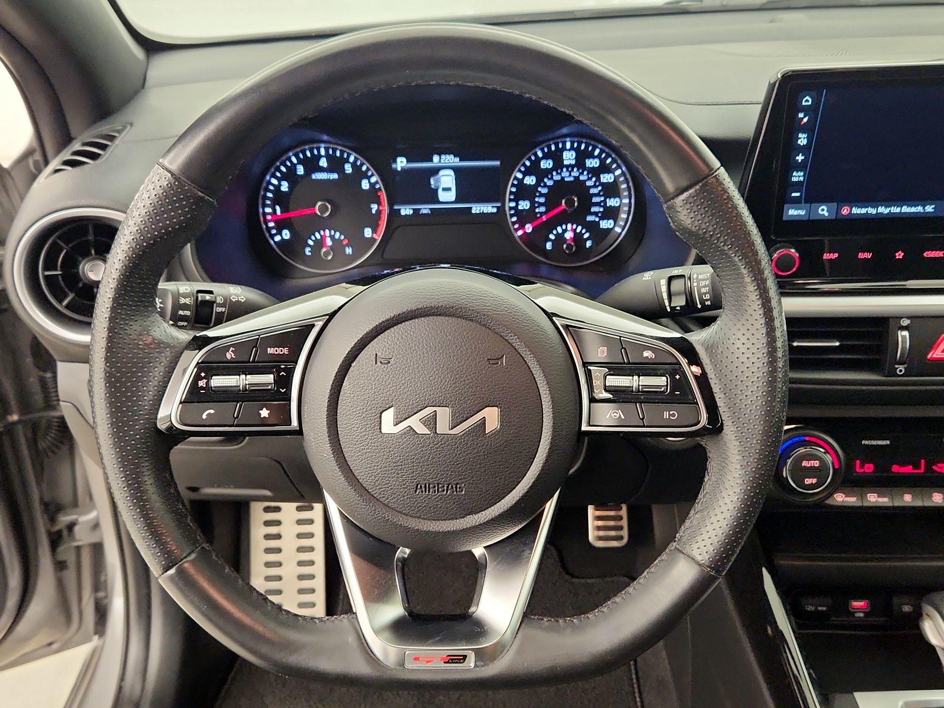 Thumbnail: 2023 Kia Forte - 10