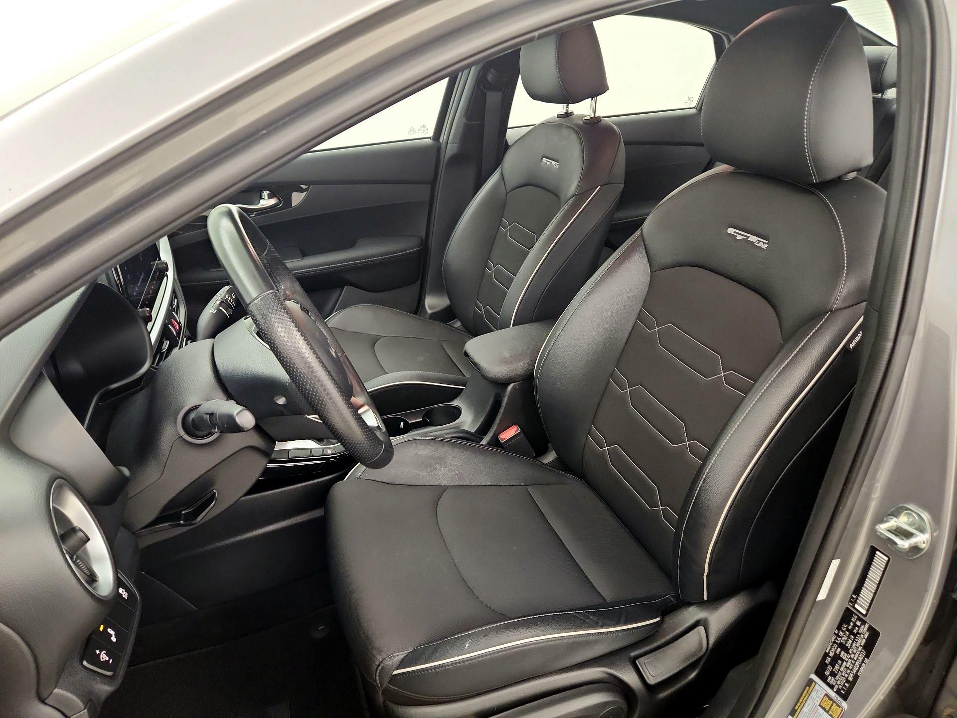 Thumbnail: 2023 Kia Forte - 11