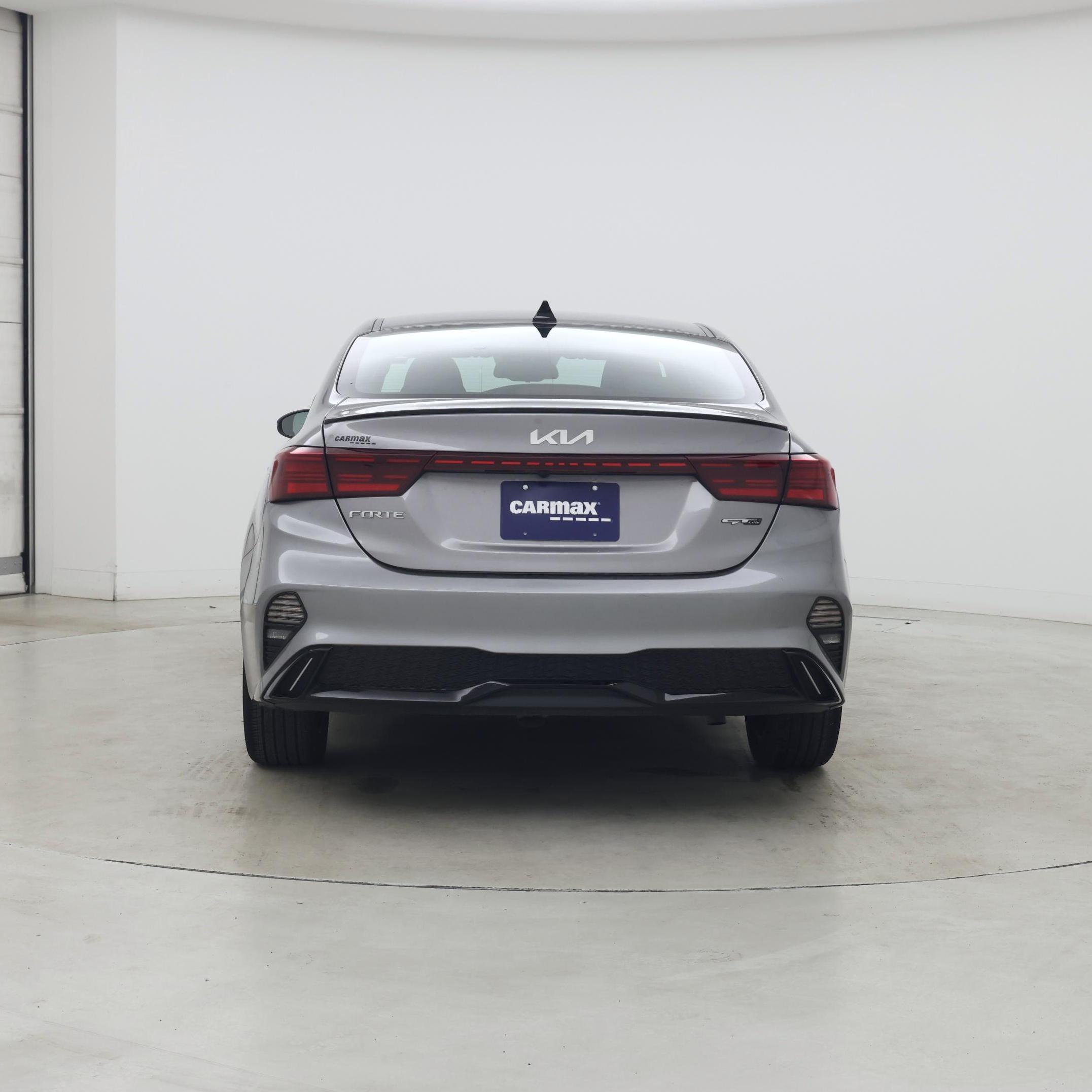 Thumbnail: 2023 Kia Forte - 6