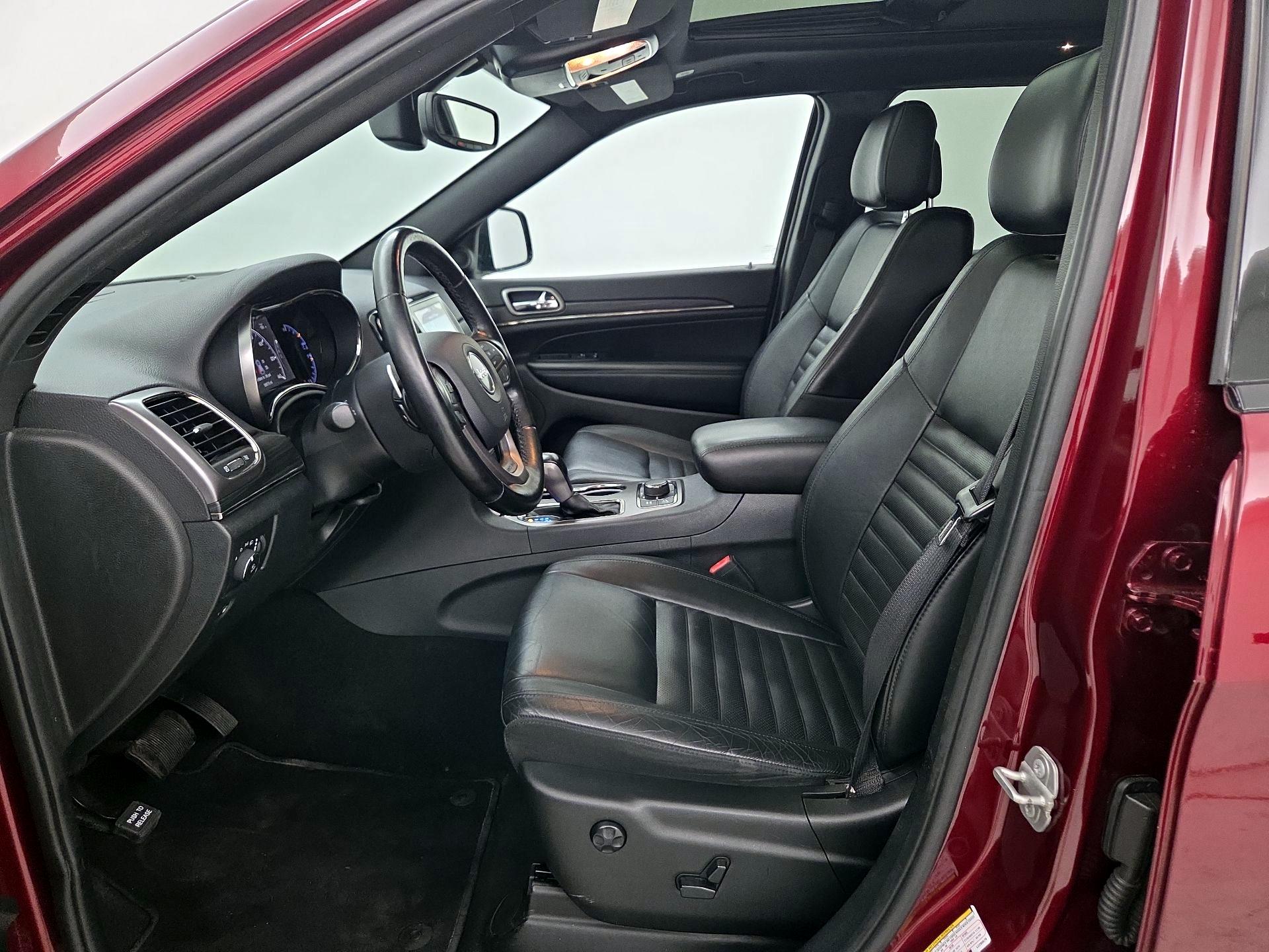 Thumbnail: 2020 Jeep Grand Cherokee - 9