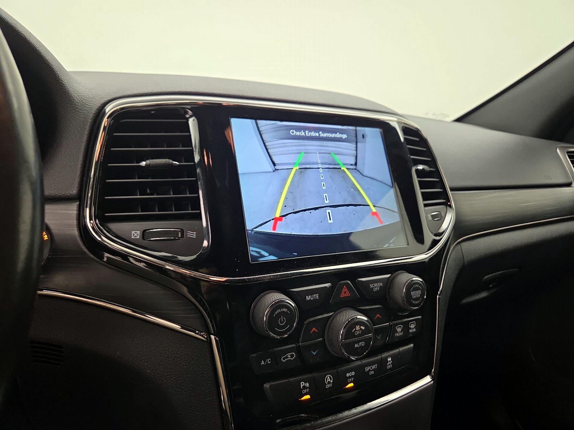 Thumbnail: 2020 Jeep Grand Cherokee - 13