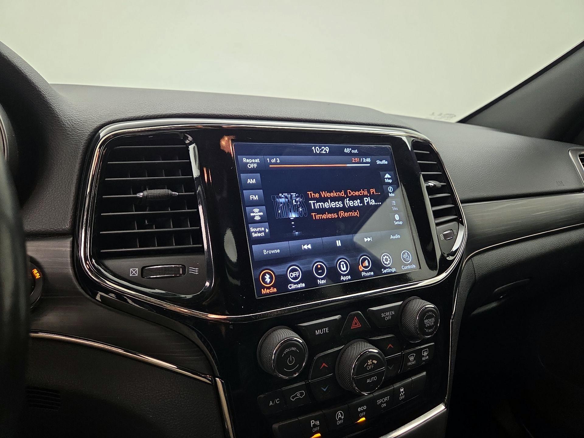 Thumbnail: 2020 Jeep Grand Cherokee - 14