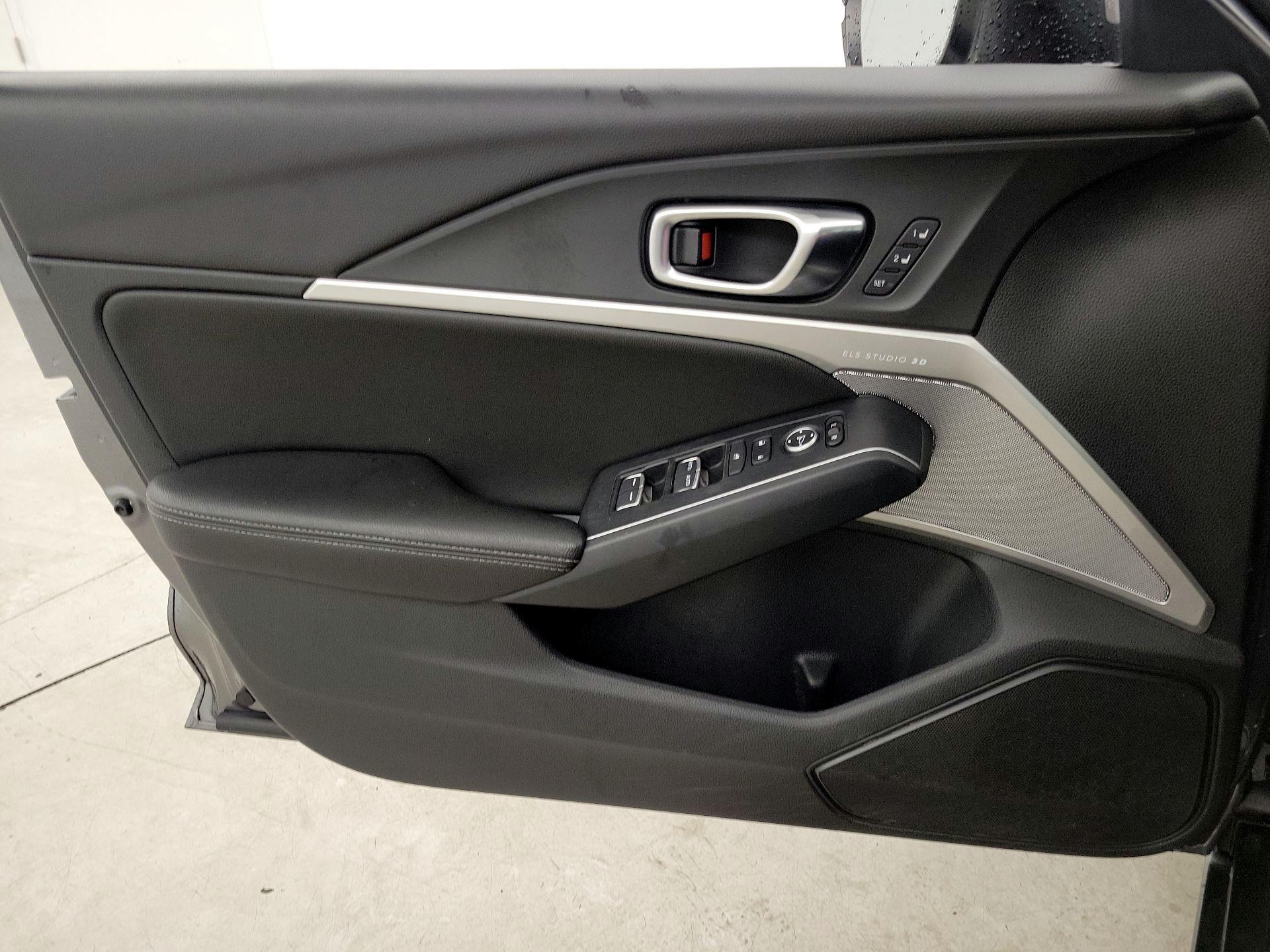 Thumbnail: 2023 Acura Integra - 12