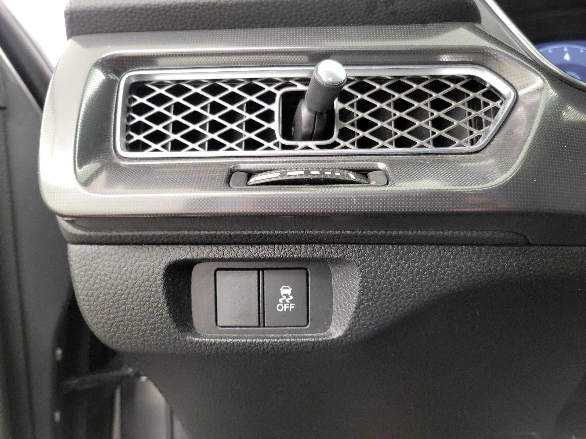 Thumbnail: 2023 Acura Integra - 13