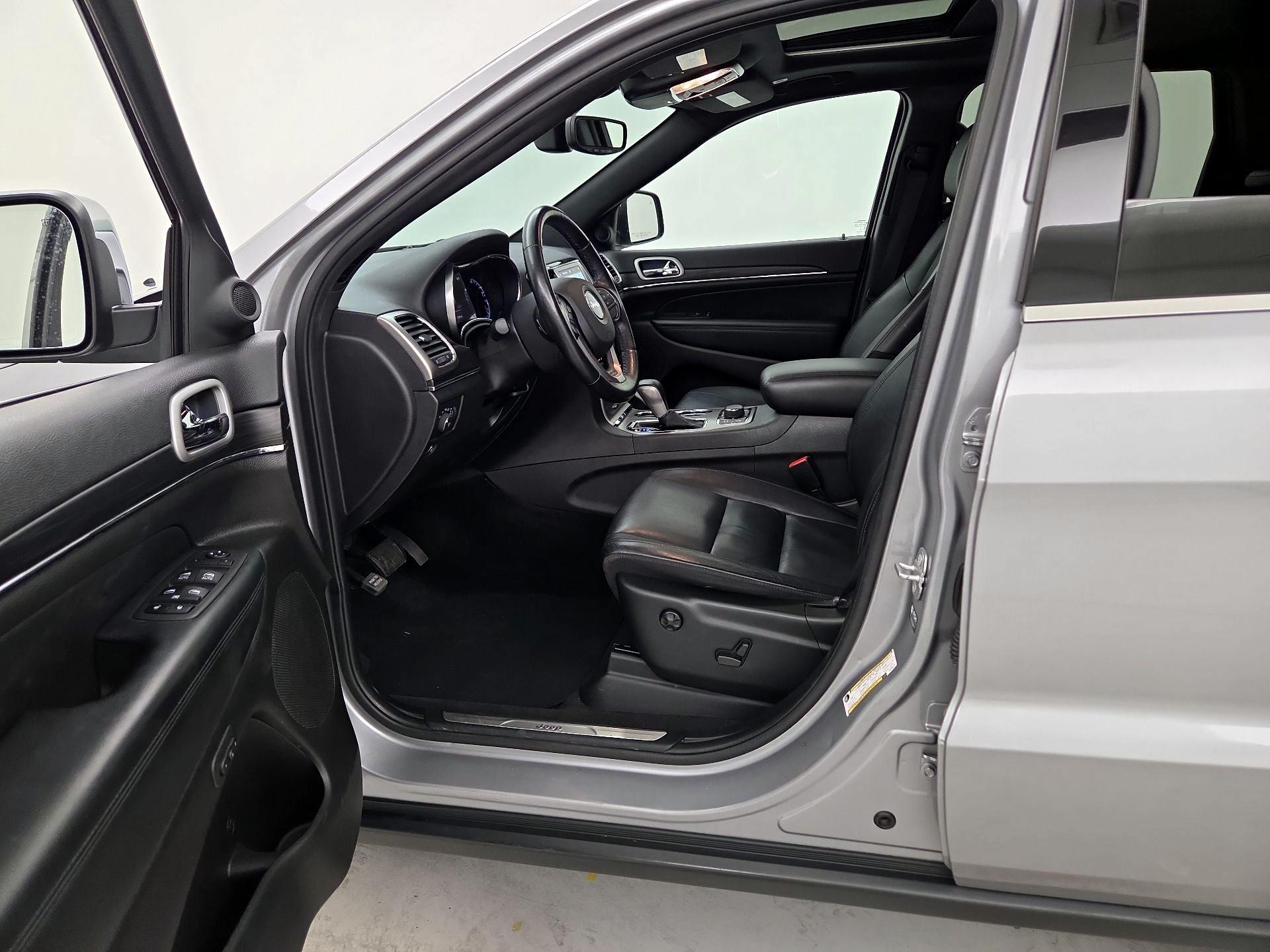 Thumbnail: 2021 Jeep Grand Cherokee - 9