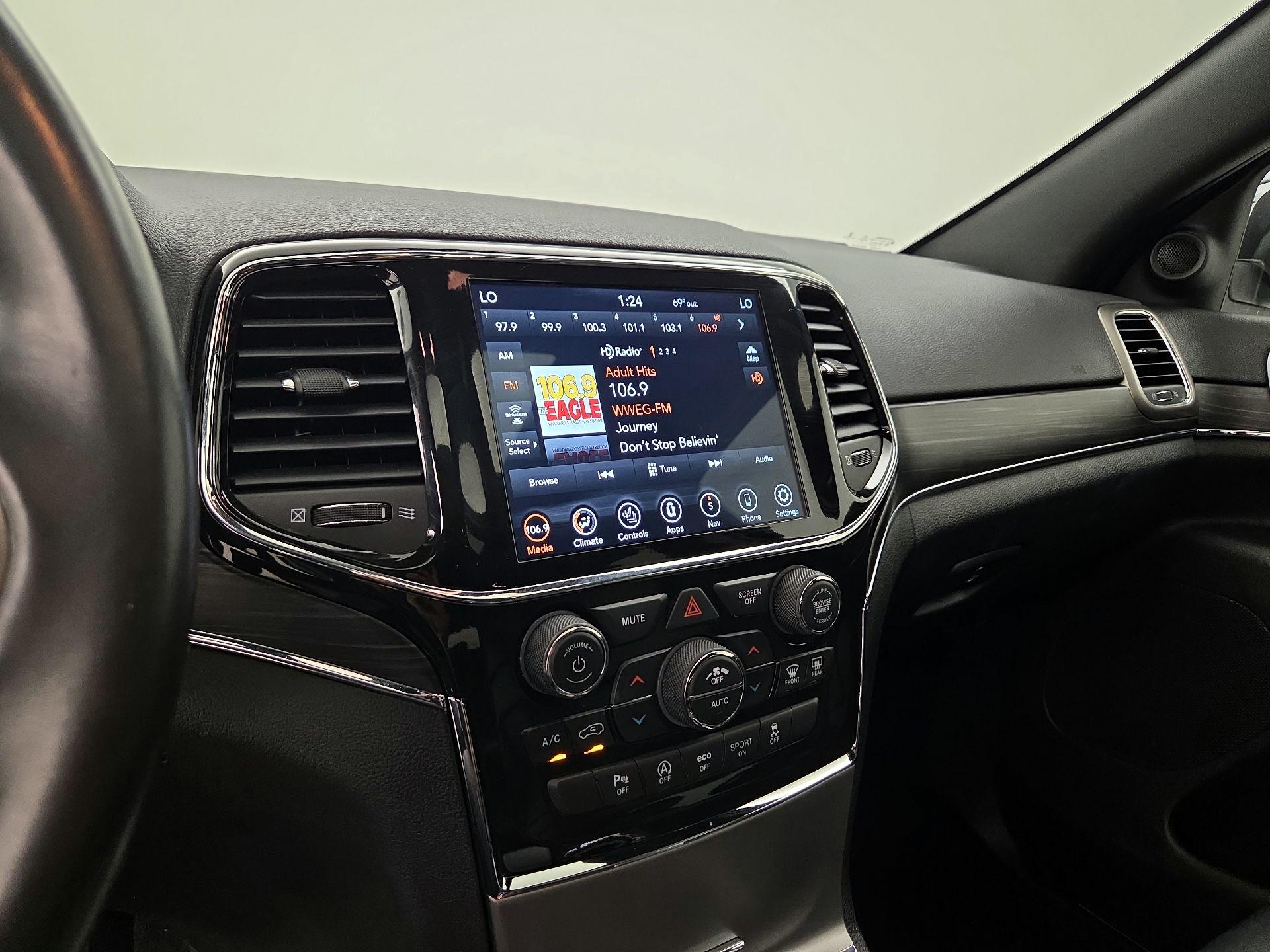 Thumbnail: 2021 Jeep Grand Cherokee - 14