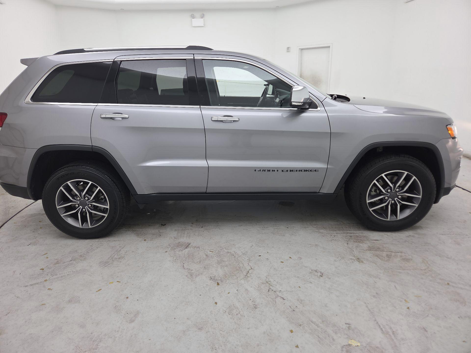 Thumbnail: 2021 Jeep Grand Cherokee - 4