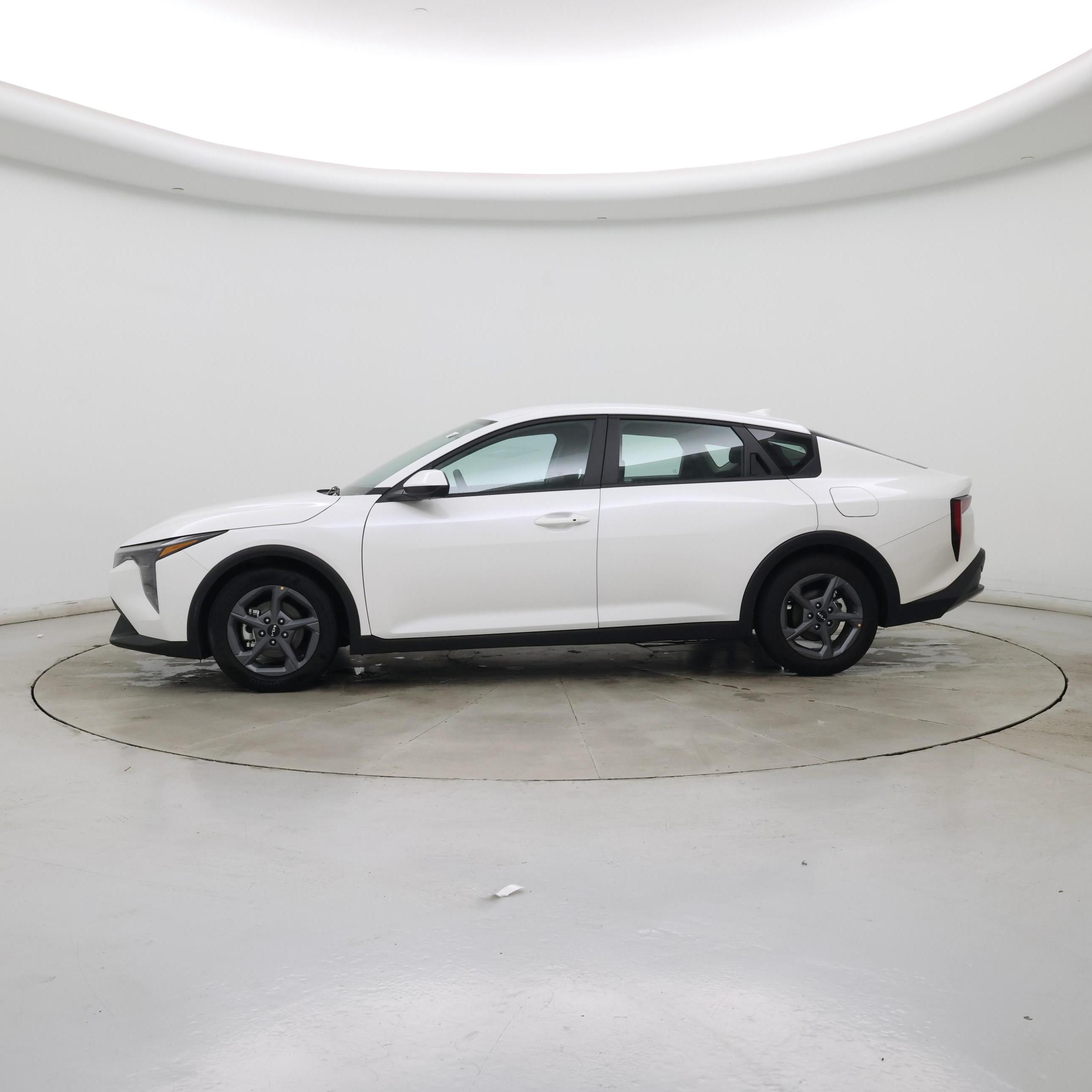 Thumbnail: 2025 Kia K4 - 3