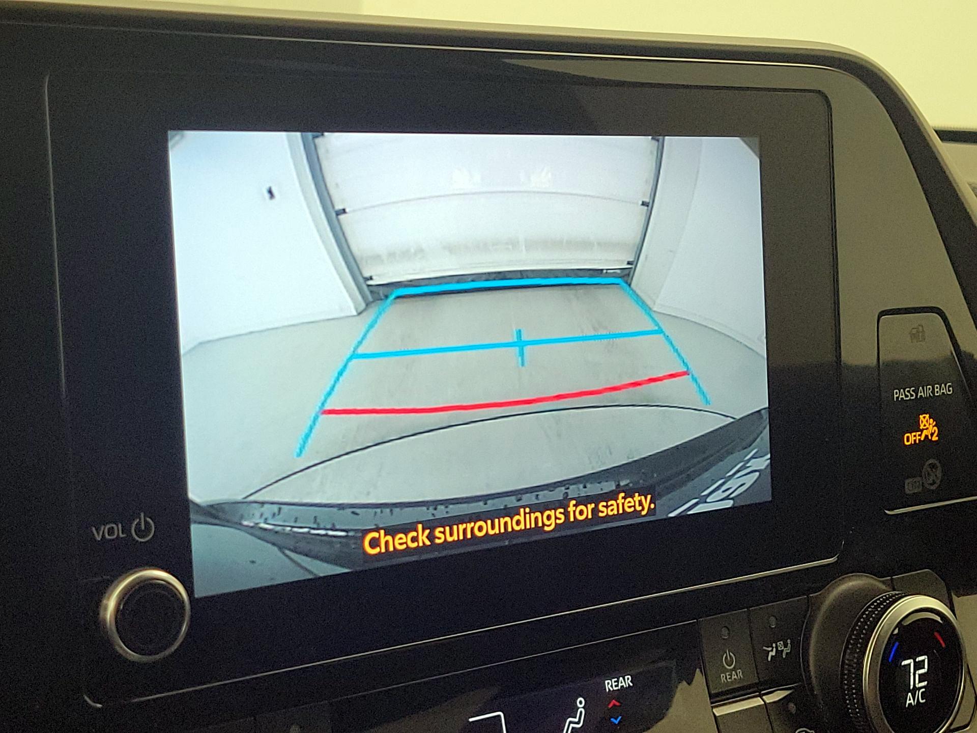 Thumbnail: 2023 Toyota Highlander - 14