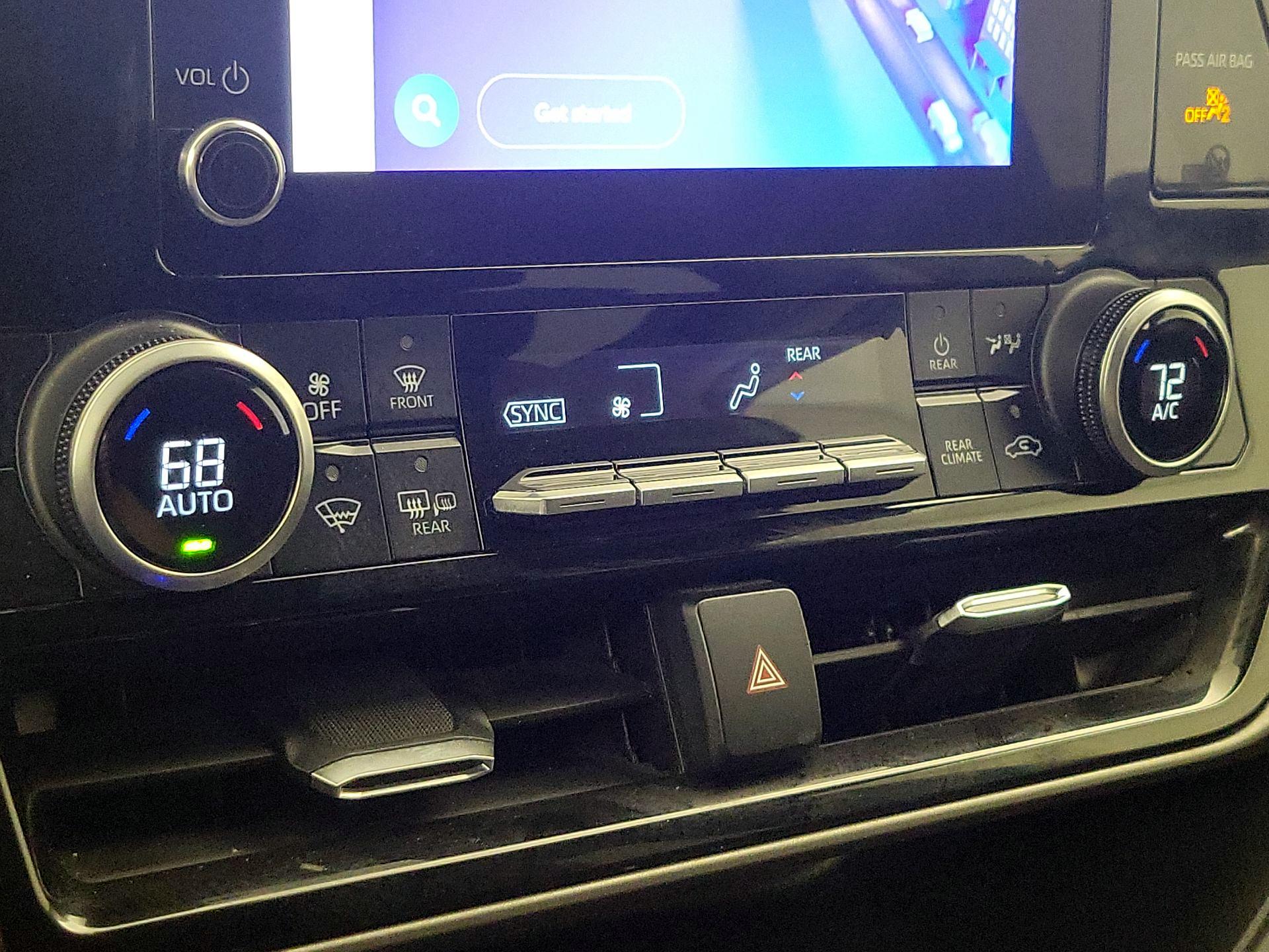 Thumbnail: 2023 Toyota Highlander - 16