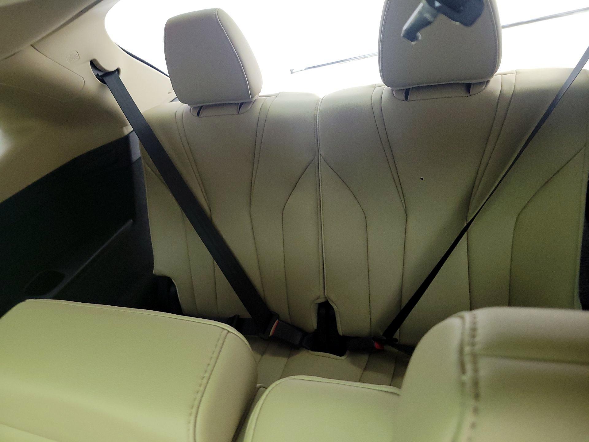 Thumbnail: 2023 Acura MDX - 18