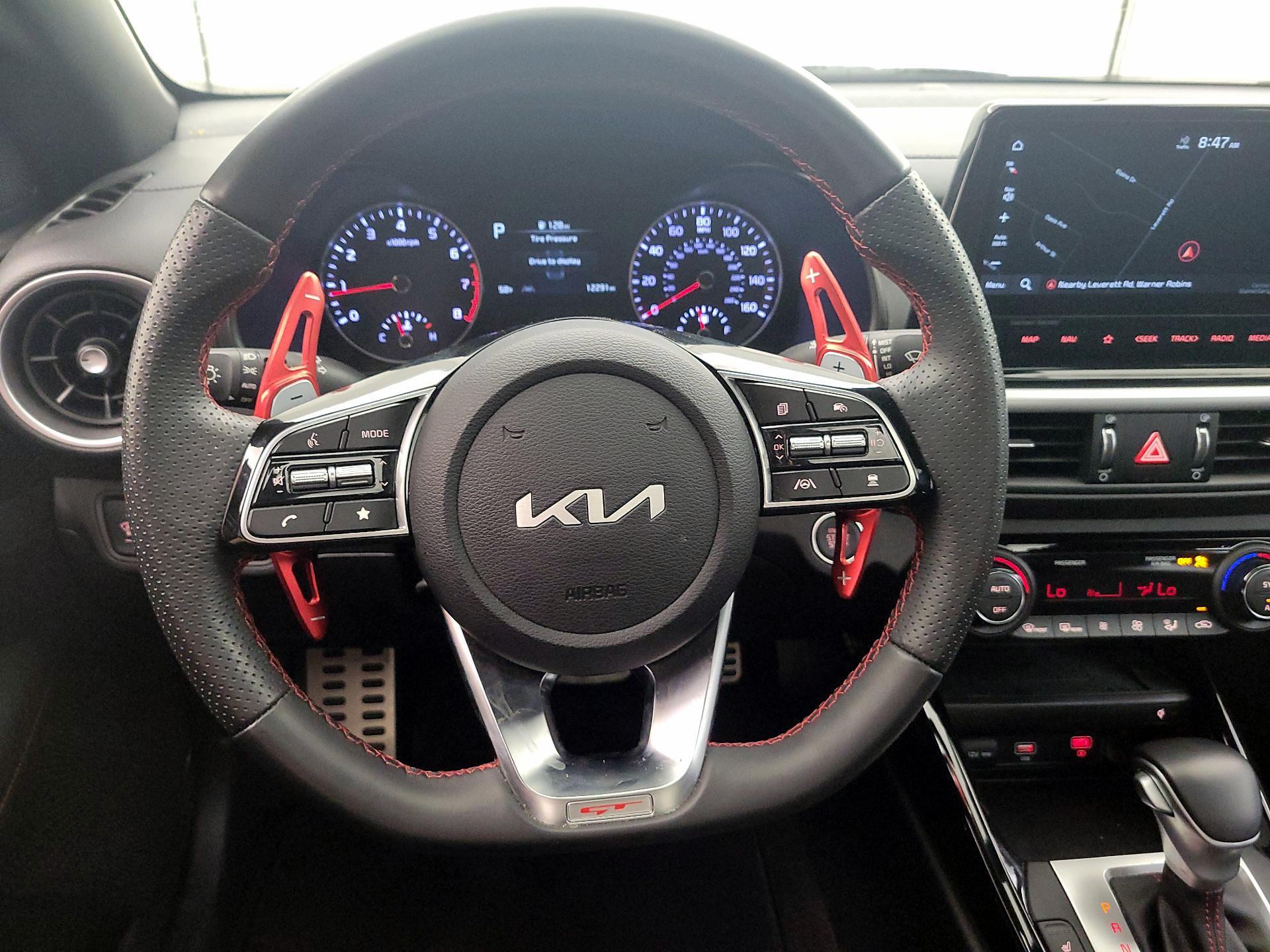 Thumbnail: 2023 Kia Forte - 10