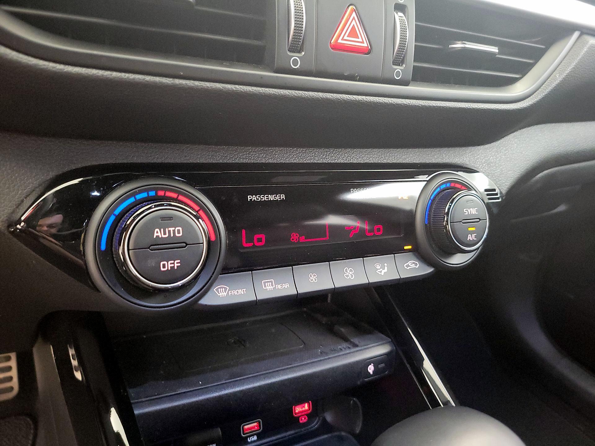 Thumbnail: 2023 Kia Forte - 17