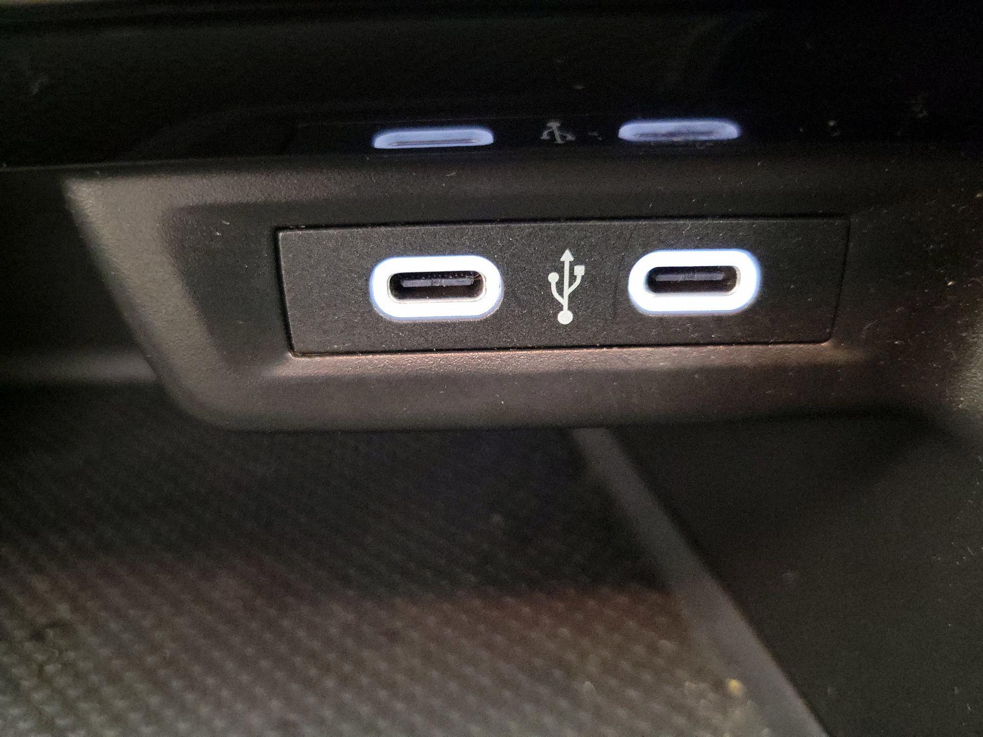 Thumbnail: 2023 Volkswagen Jetta - 18