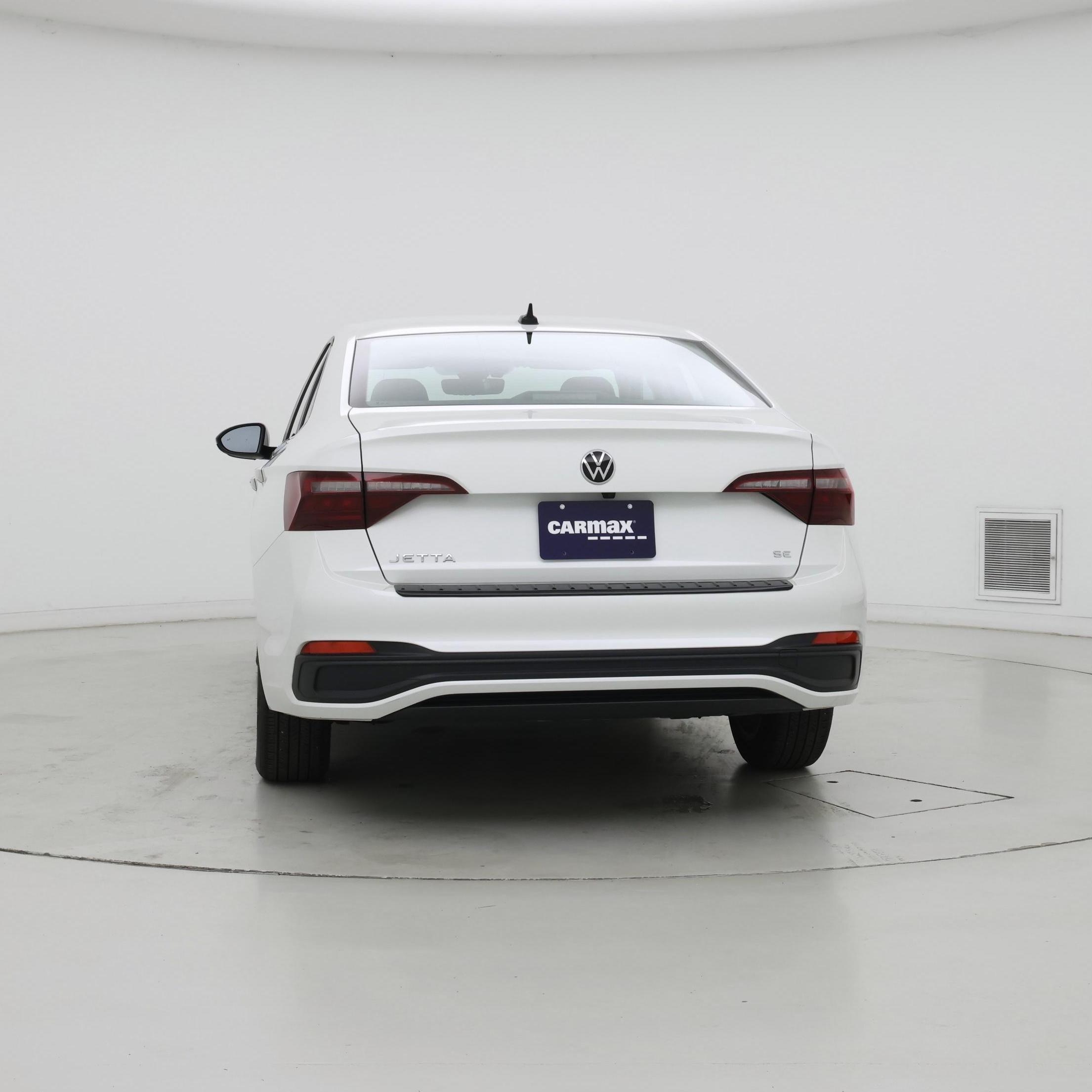 Thumbnail: 2023 Volkswagen Jetta - 6