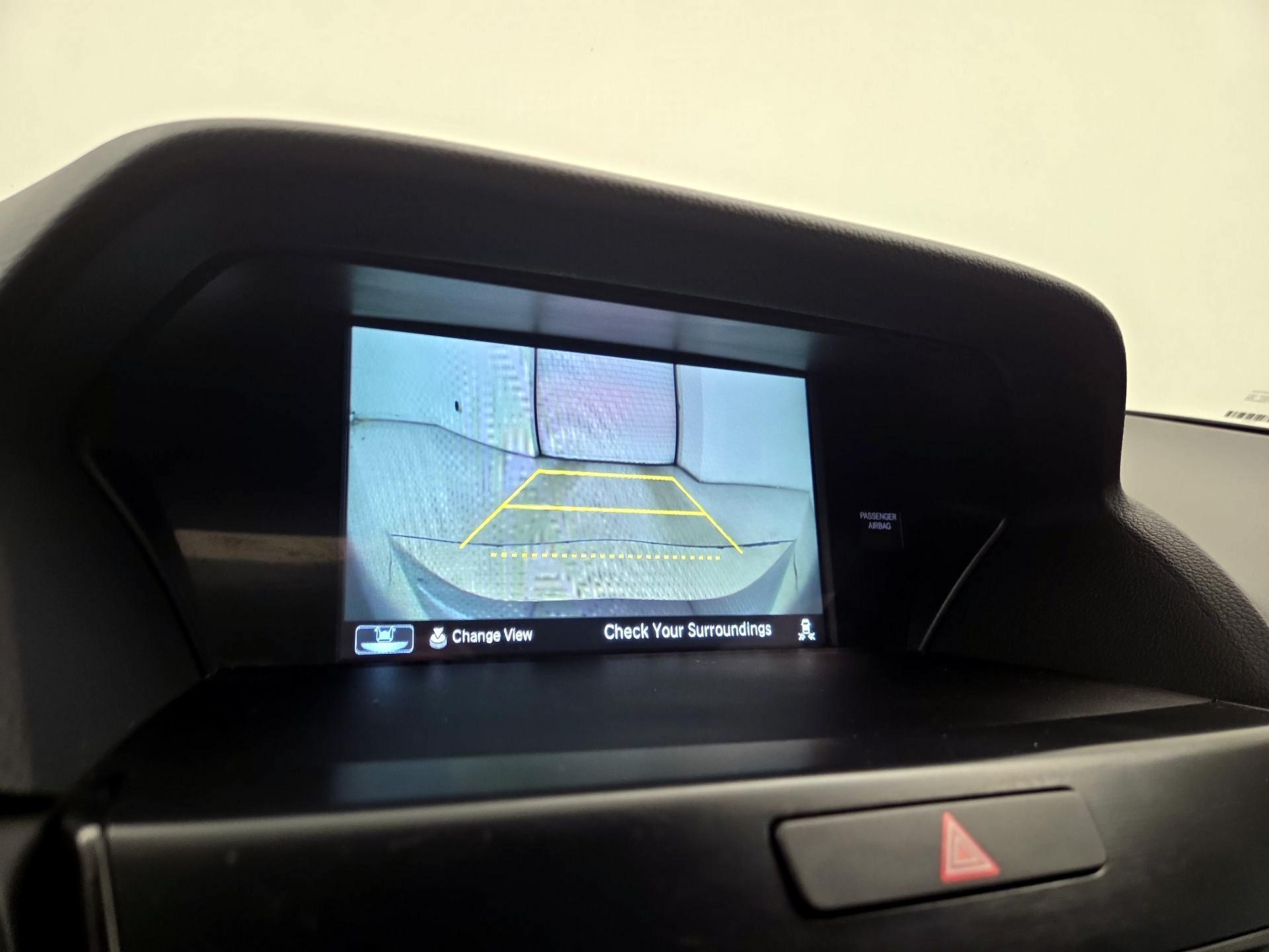 Thumbnail: 2020 Acura ILX - 15