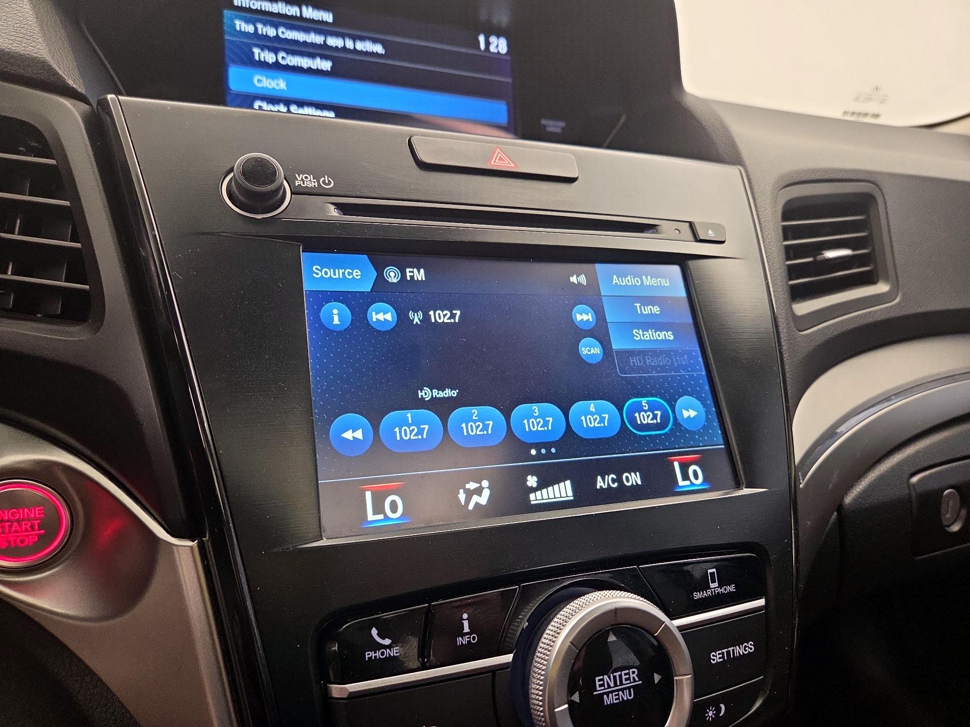 Thumbnail: 2020 Acura ILX - 16