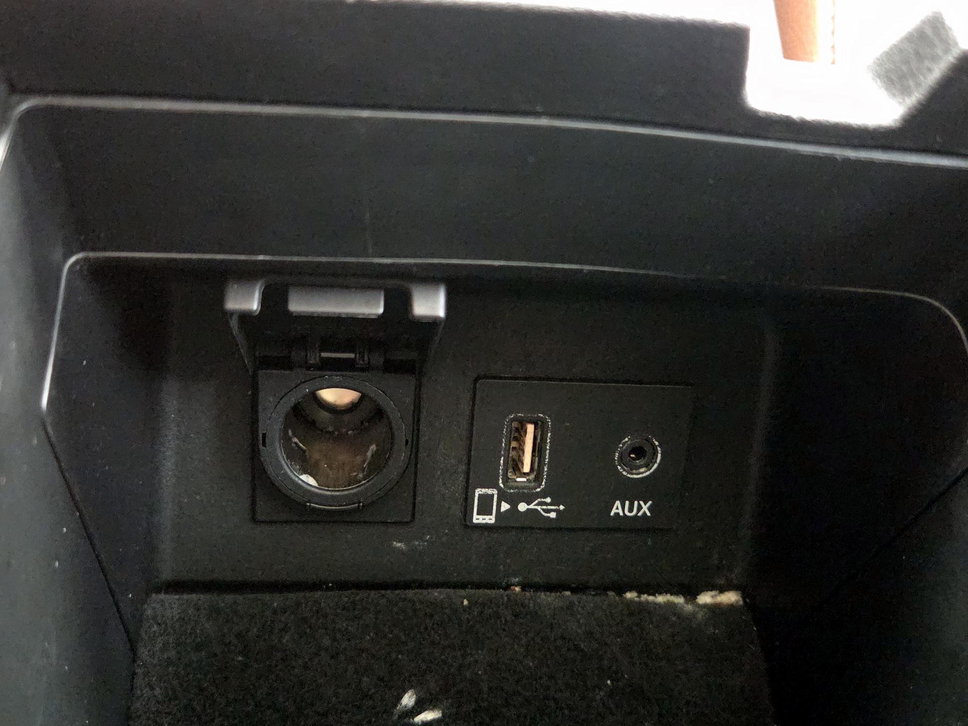 Thumbnail: 2020 Acura ILX - 19