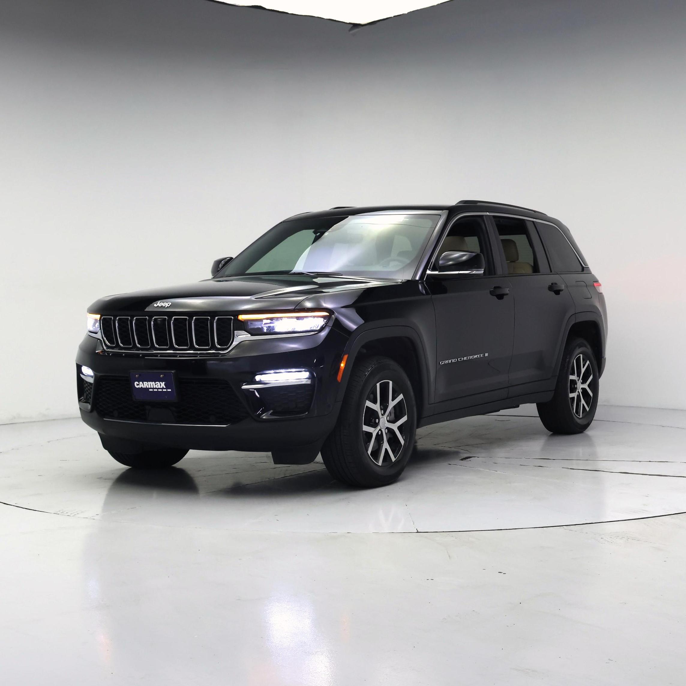 Thumbnail: 2023 Jeep Grand Cherokee - 4