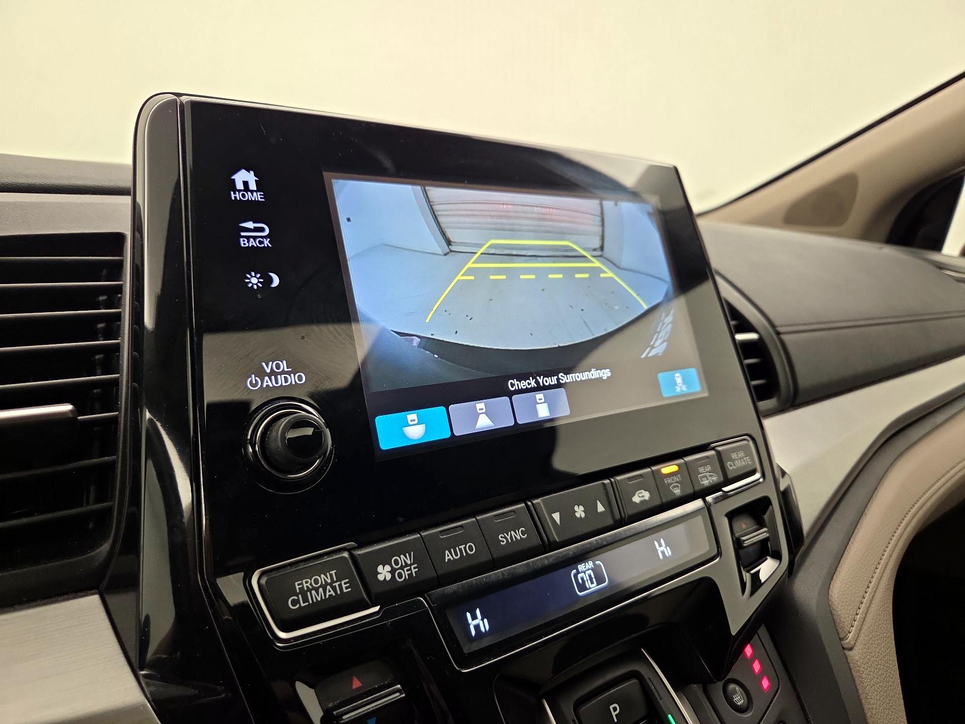 Thumbnail: 2020 Honda Odyssey - 14