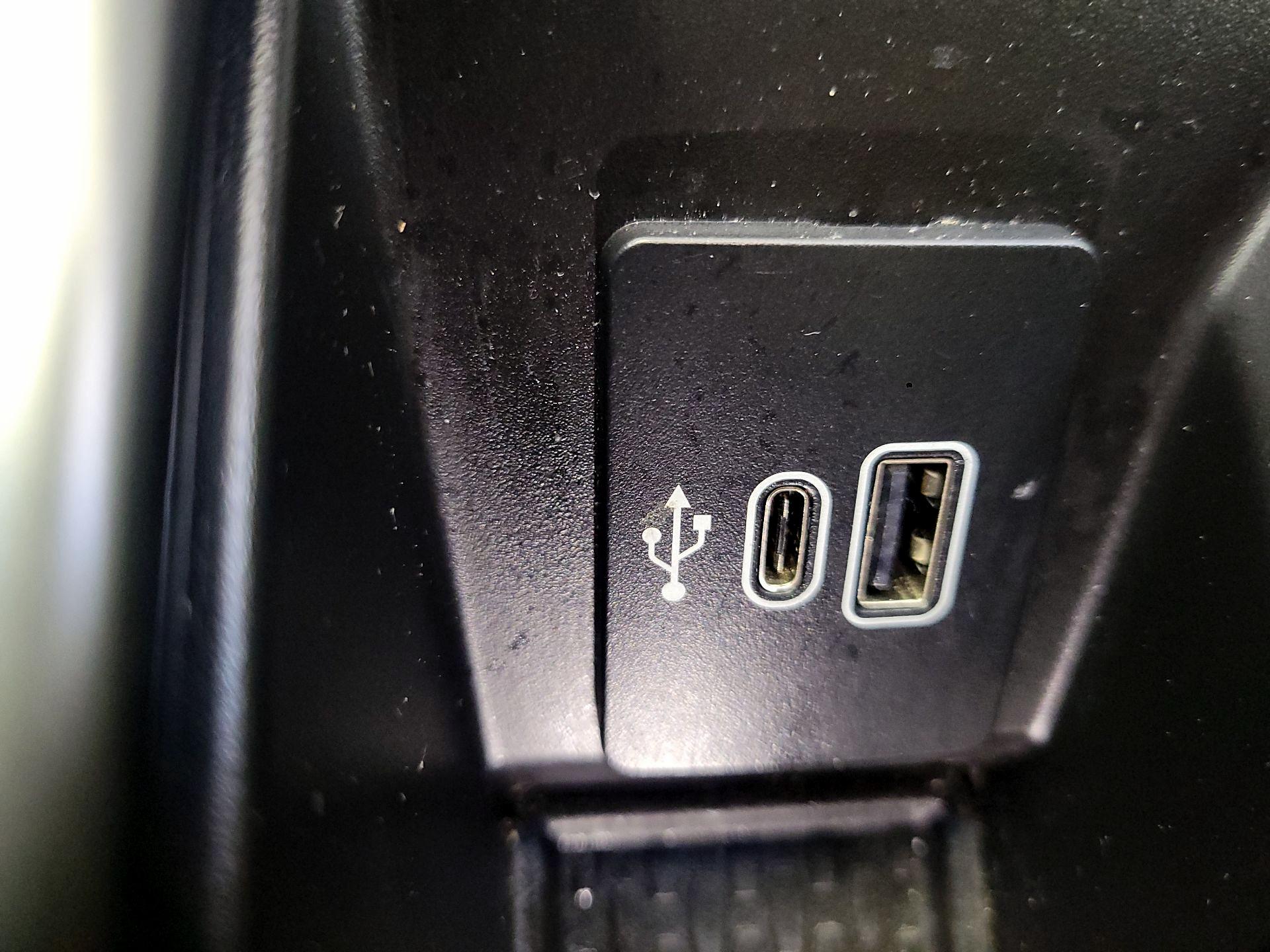 Thumbnail: 2024 Lincoln Nautilus - 18