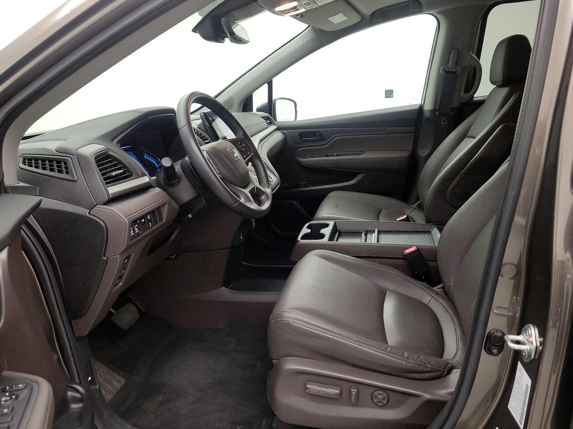 Thumbnail: 2023 Honda Odyssey - 11
