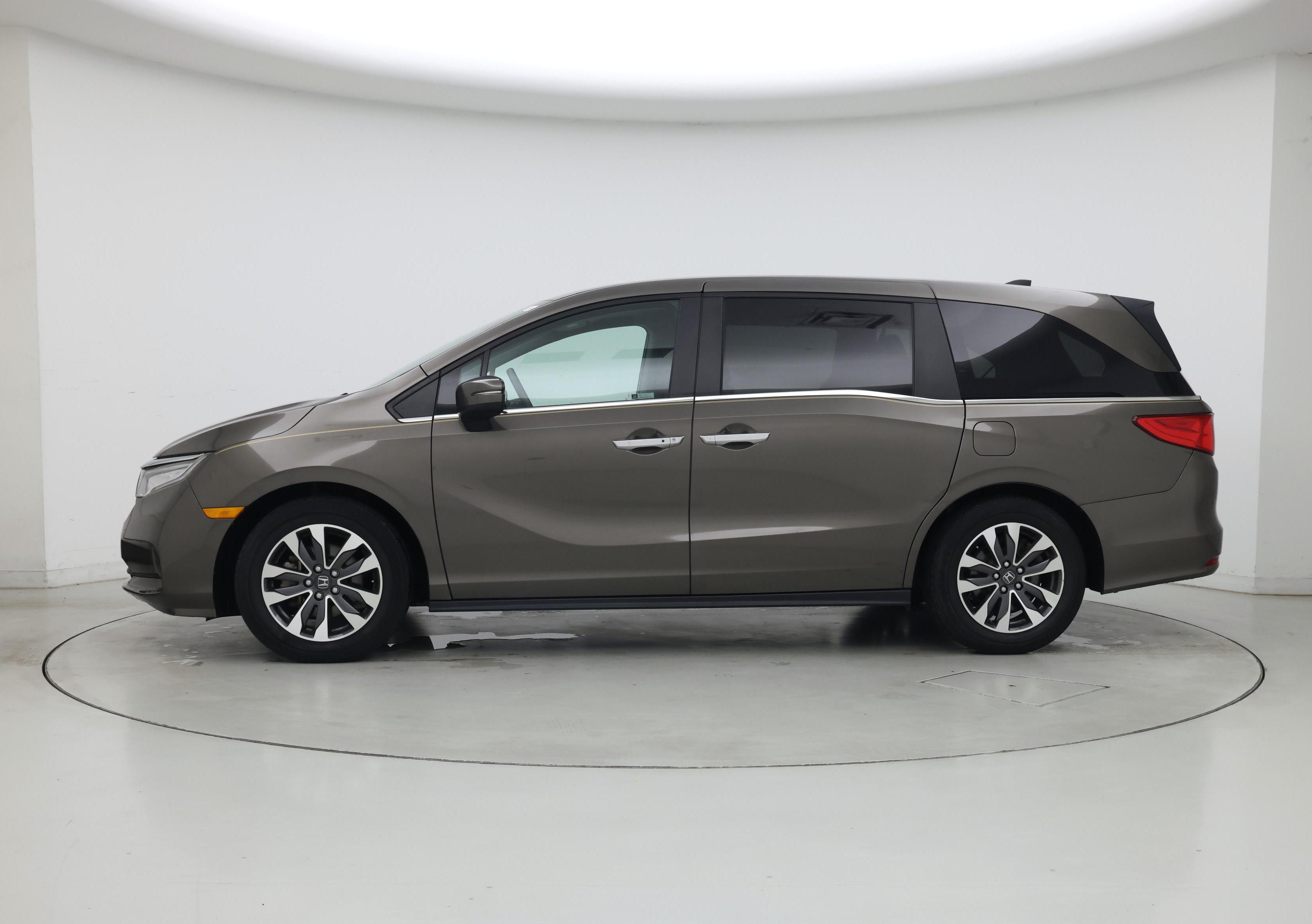 Thumbnail: 2023 Honda Odyssey - 3