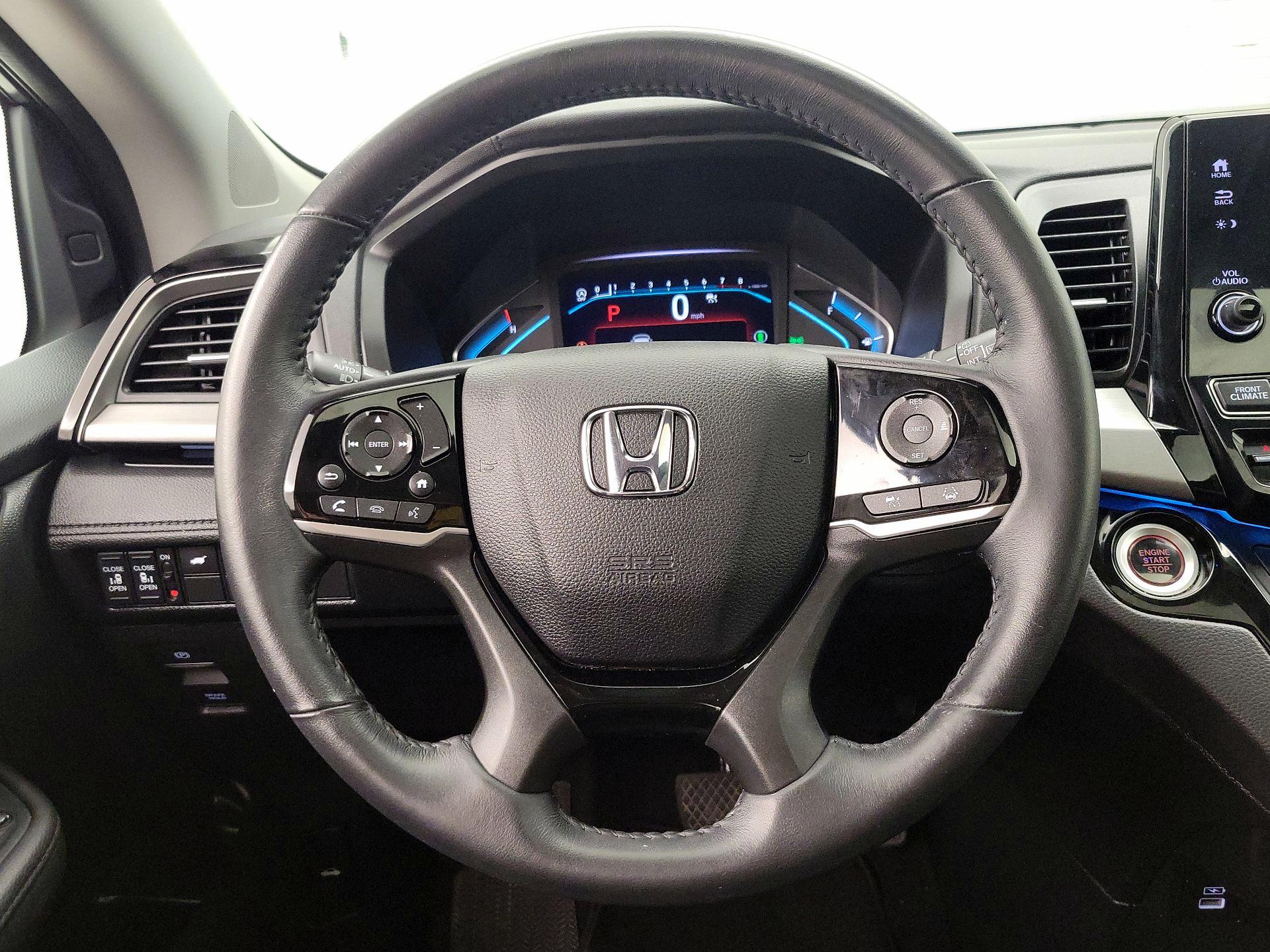 Thumbnail: 2023 Honda Odyssey - 10