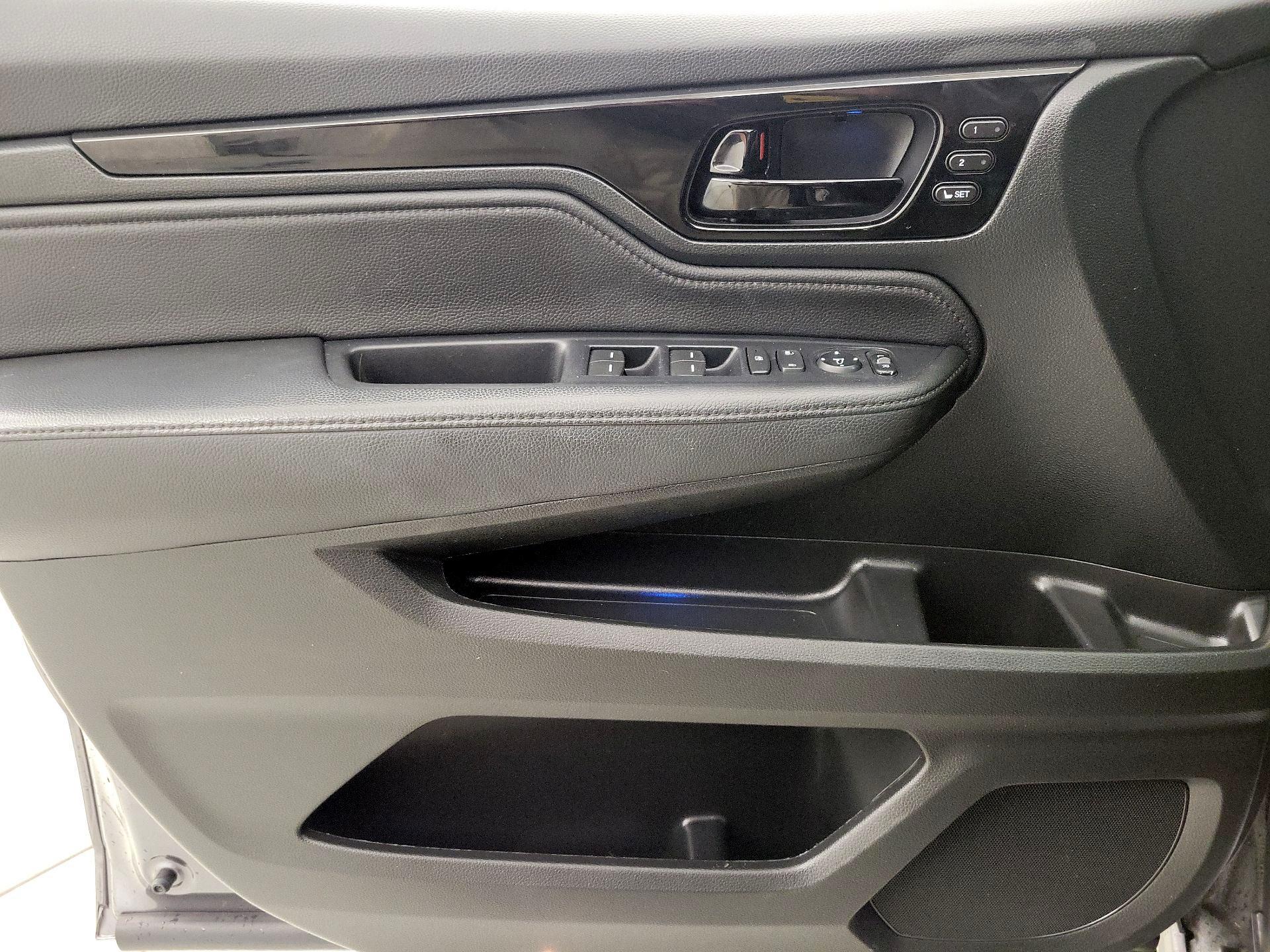 Thumbnail: 2023 Honda Odyssey - 12