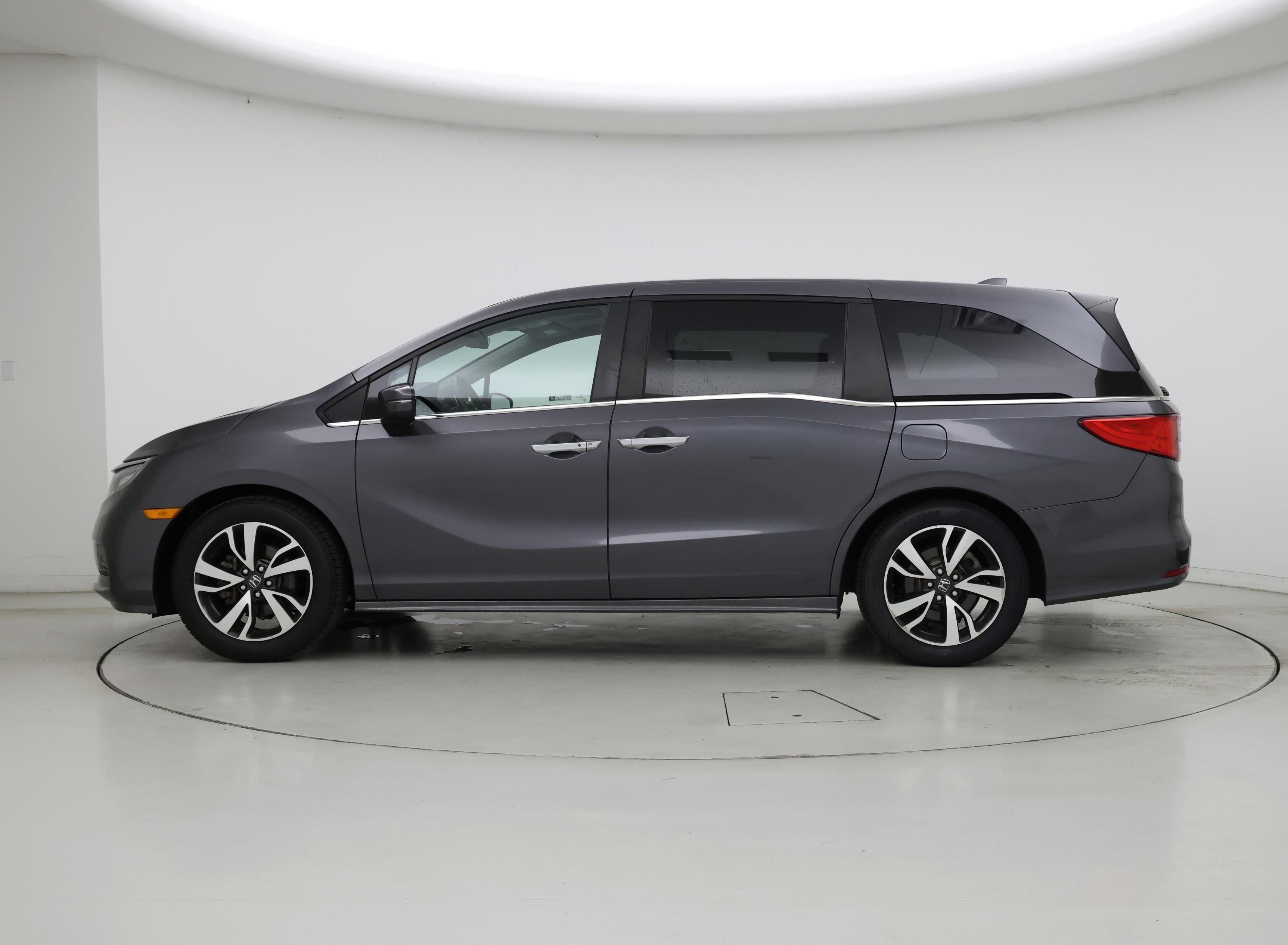 Thumbnail: 2023 Honda Odyssey - 3