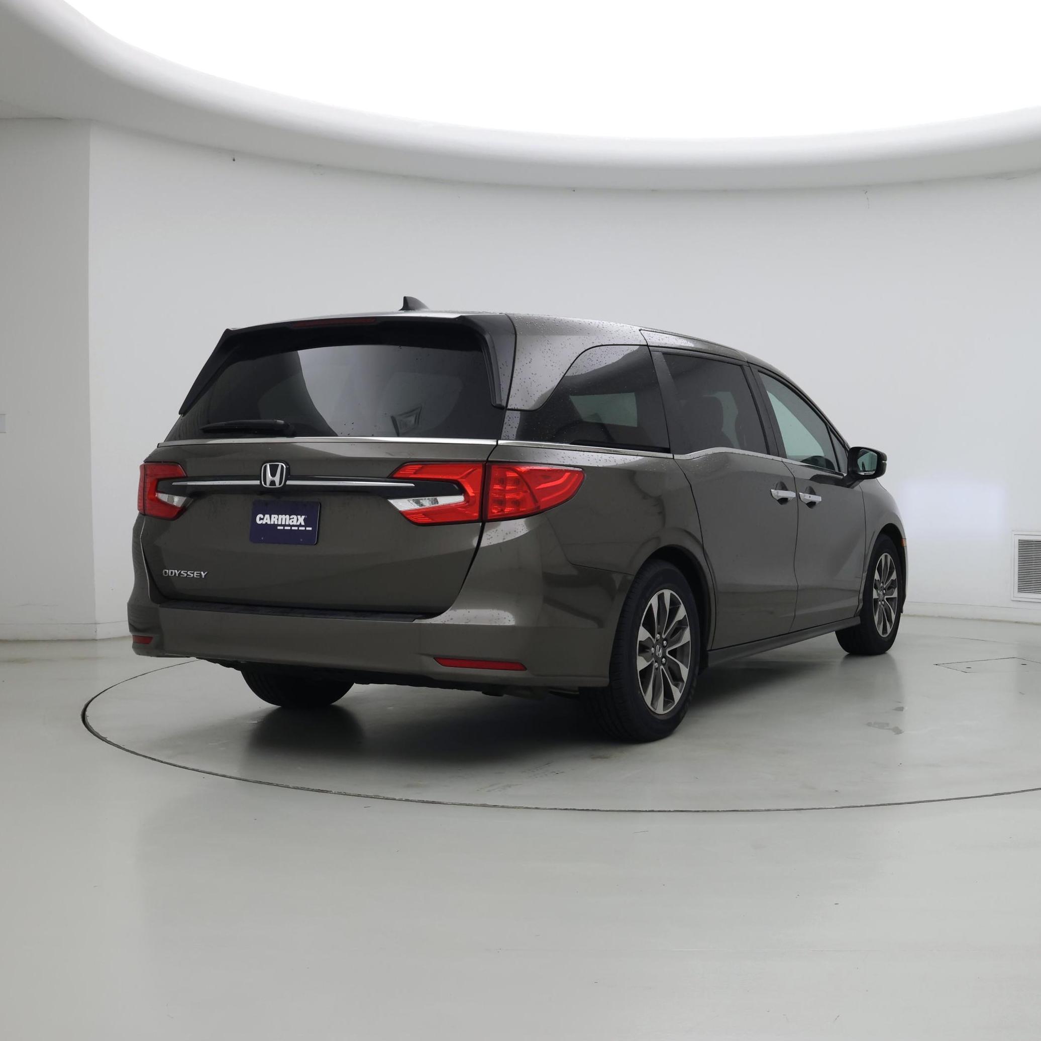 Thumbnail: 2023 Honda Odyssey - 8