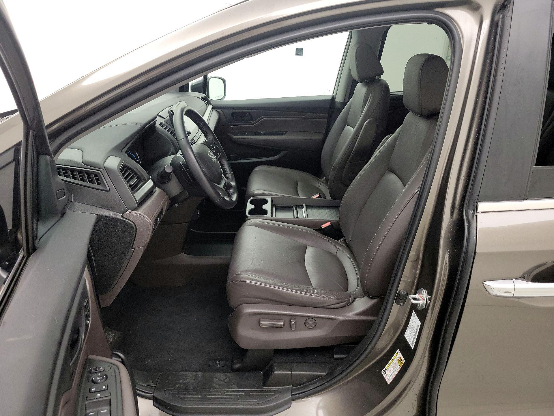 Thumbnail: 2023 Honda Odyssey - 11