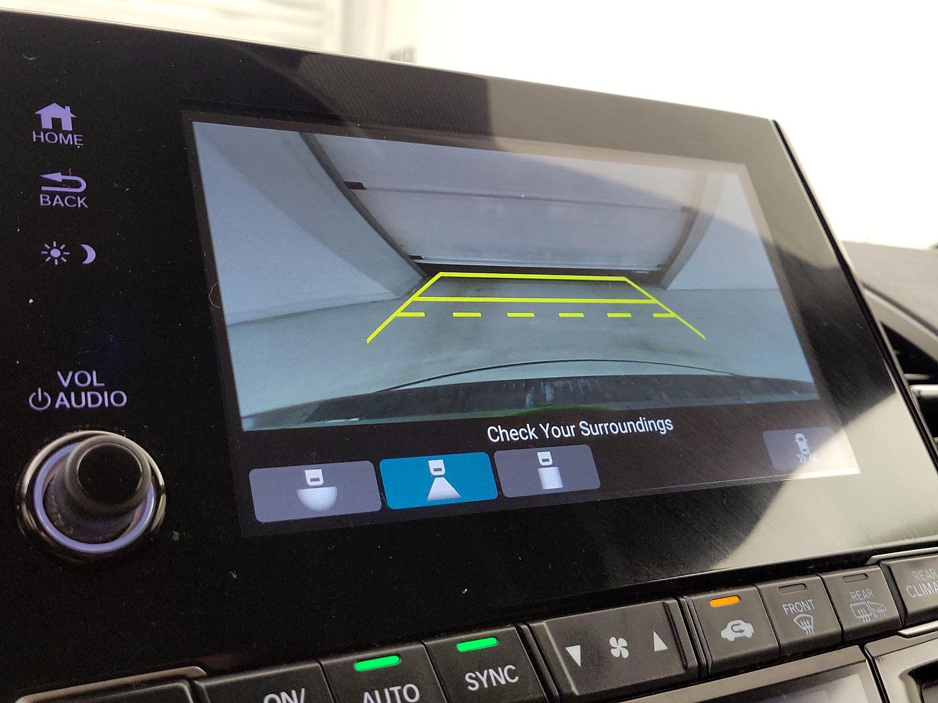 Thumbnail: 2023 Honda Odyssey - 14