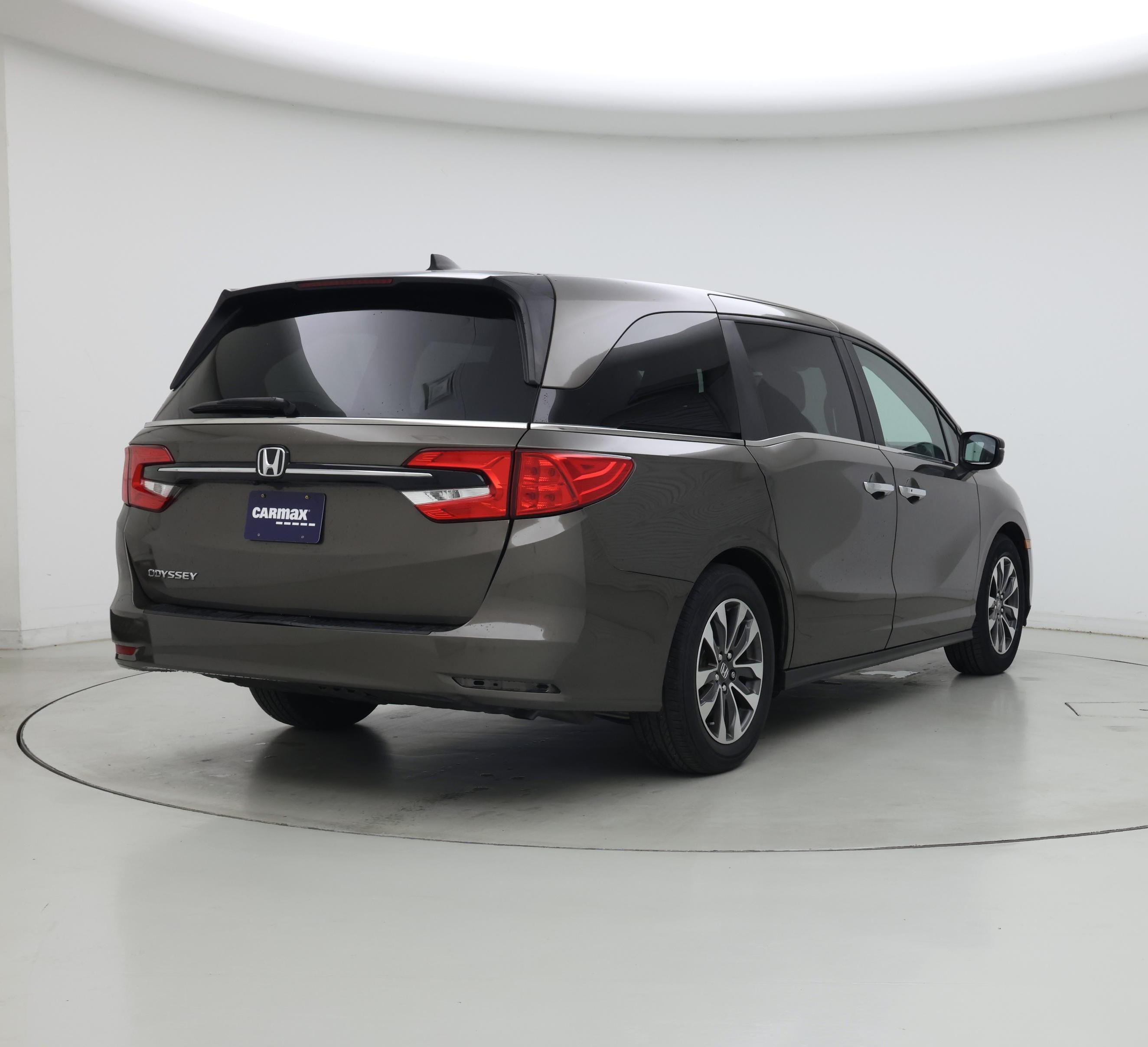 Thumbnail: 2023 Honda Odyssey - 8