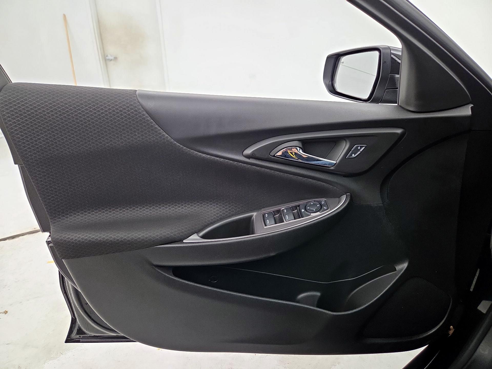 Thumbnail: 2024 Chevrolet Malibu - 12