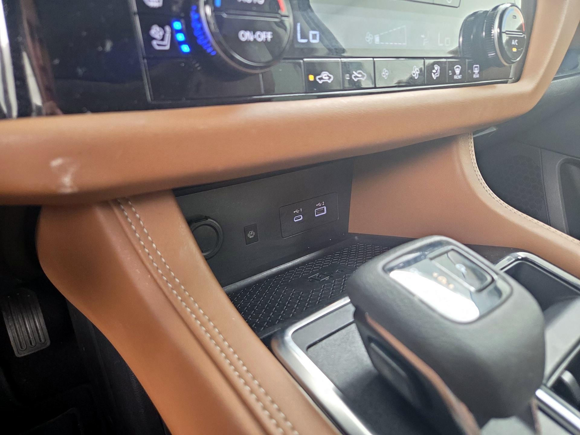 Thumbnail: 2023 Nissan Pathfinder - 18