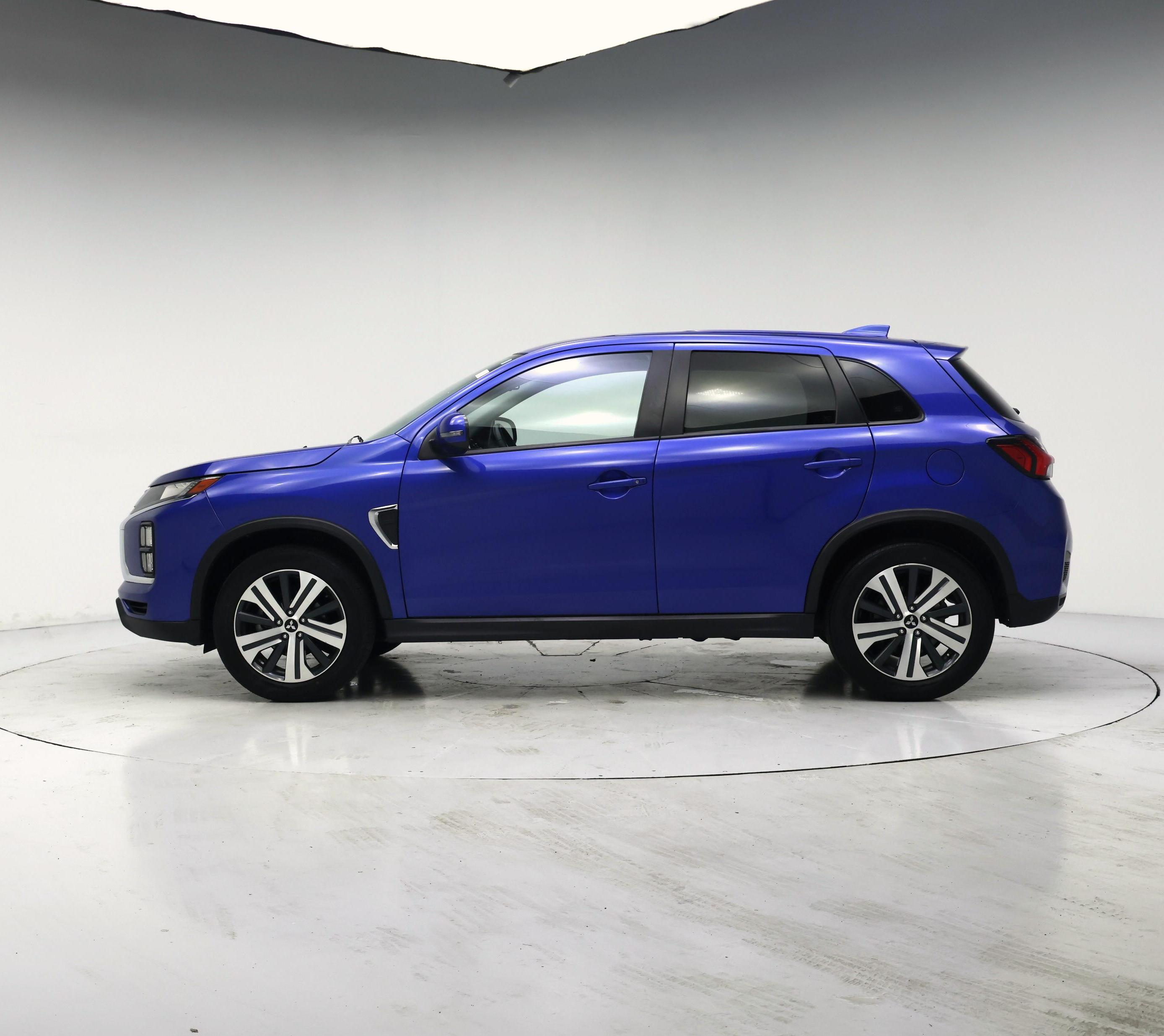Thumbnail: 2024 Mitsubishi Outlander Sport - 3