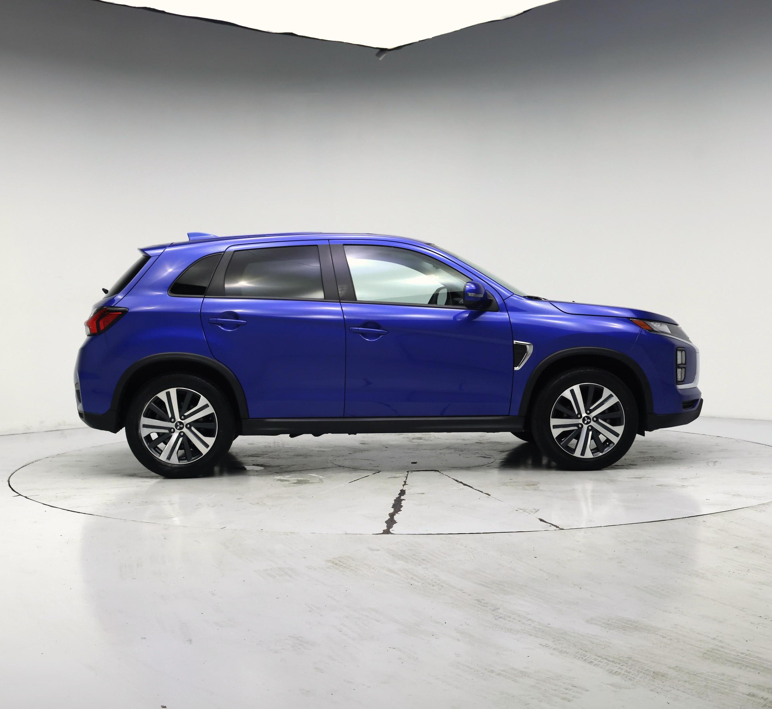 Thumbnail: 2024 Mitsubishi Outlander Sport - 7