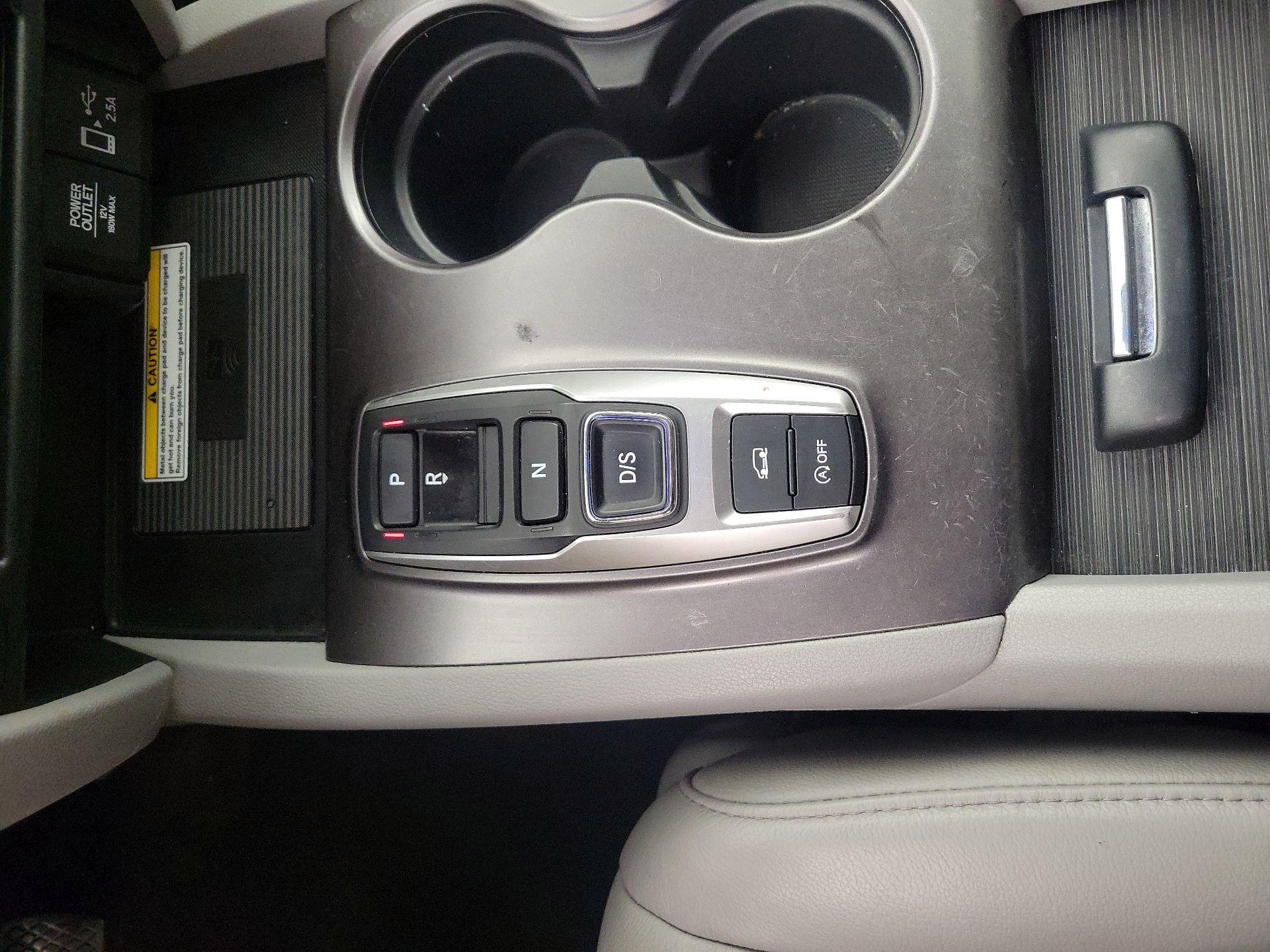 Thumbnail: 2022 Honda Pilot - 17